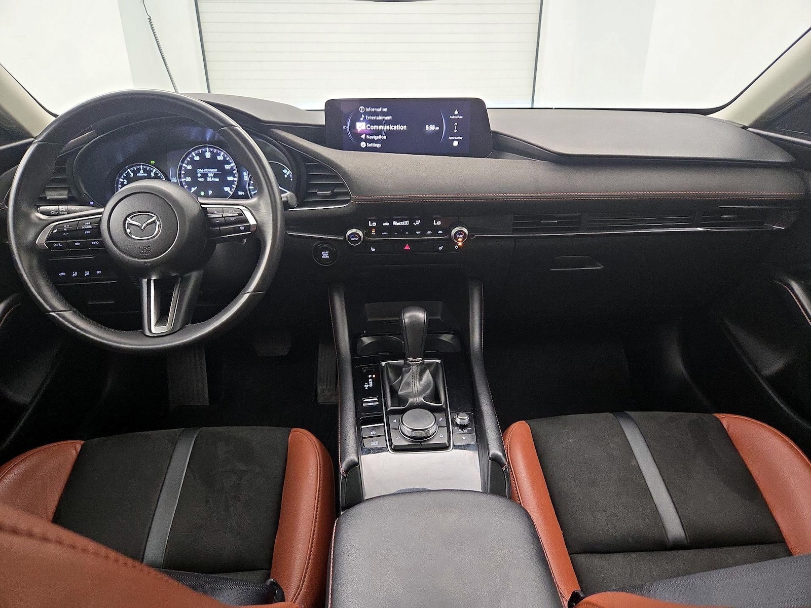 2024 Mazda Mazda3 Carbon Turbo - Photo 10