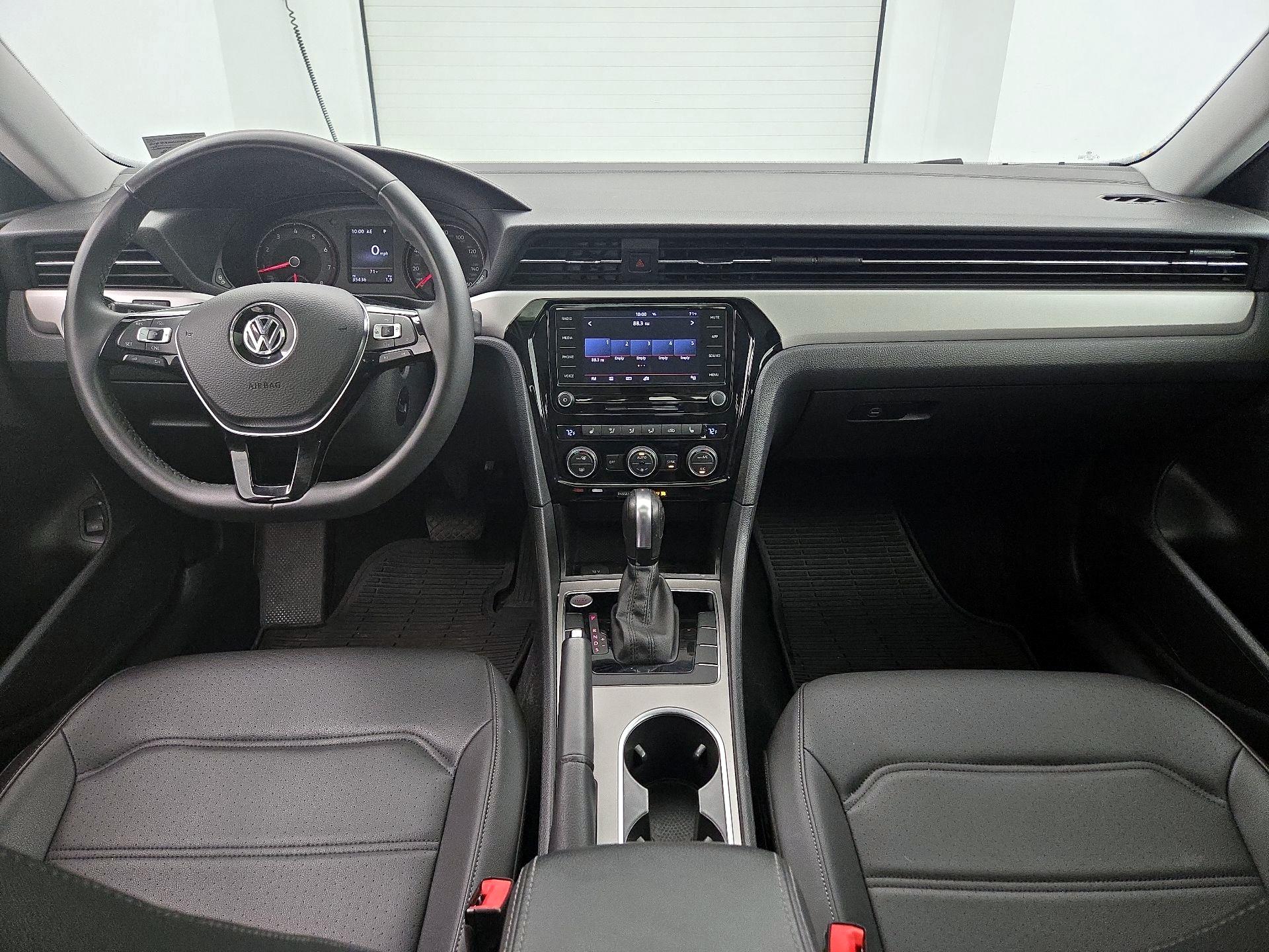 Thumbnail: 2021 Volkswagen Passat - 9