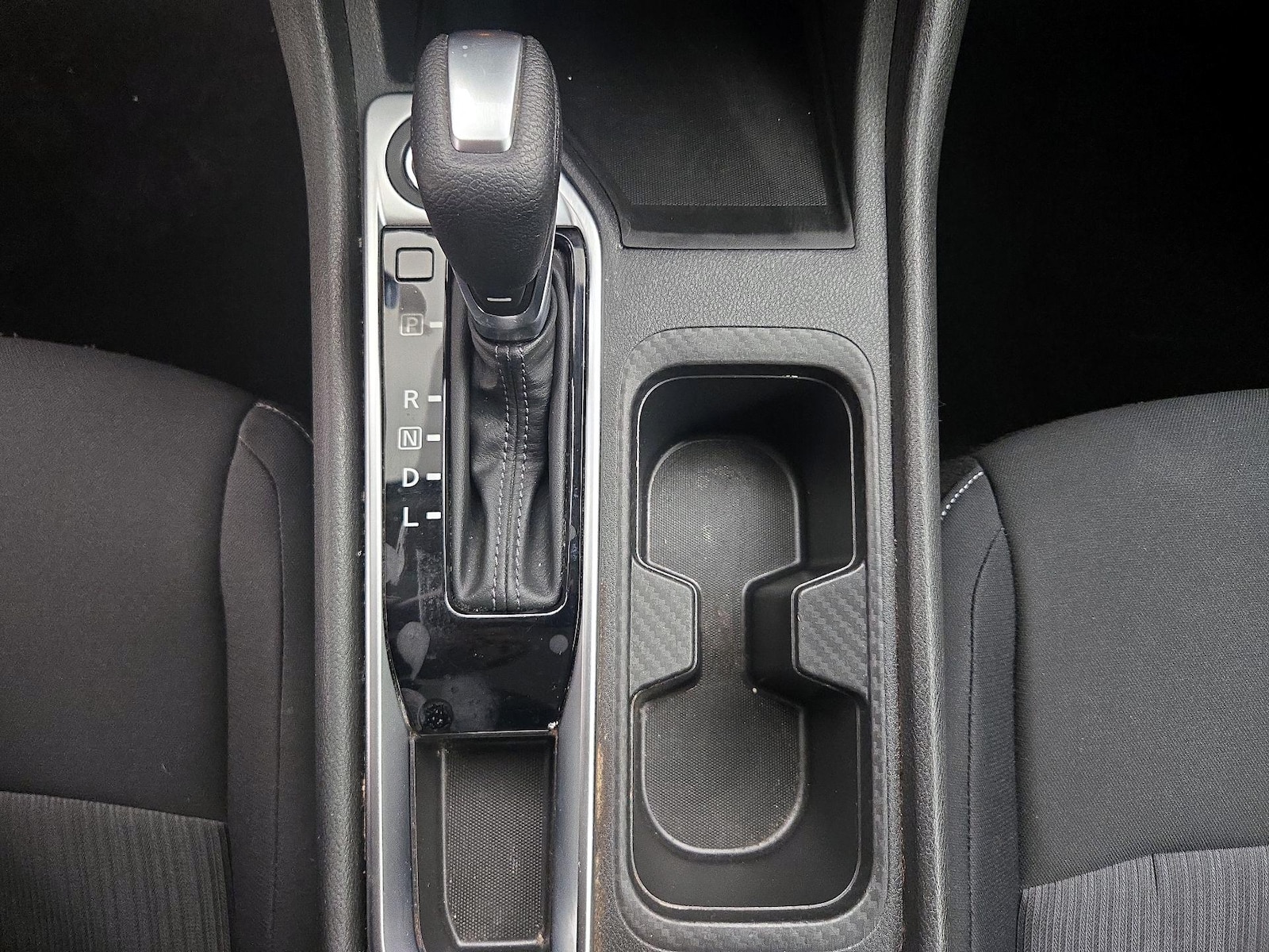 2023 Nissan Sentra SV - Photo 18