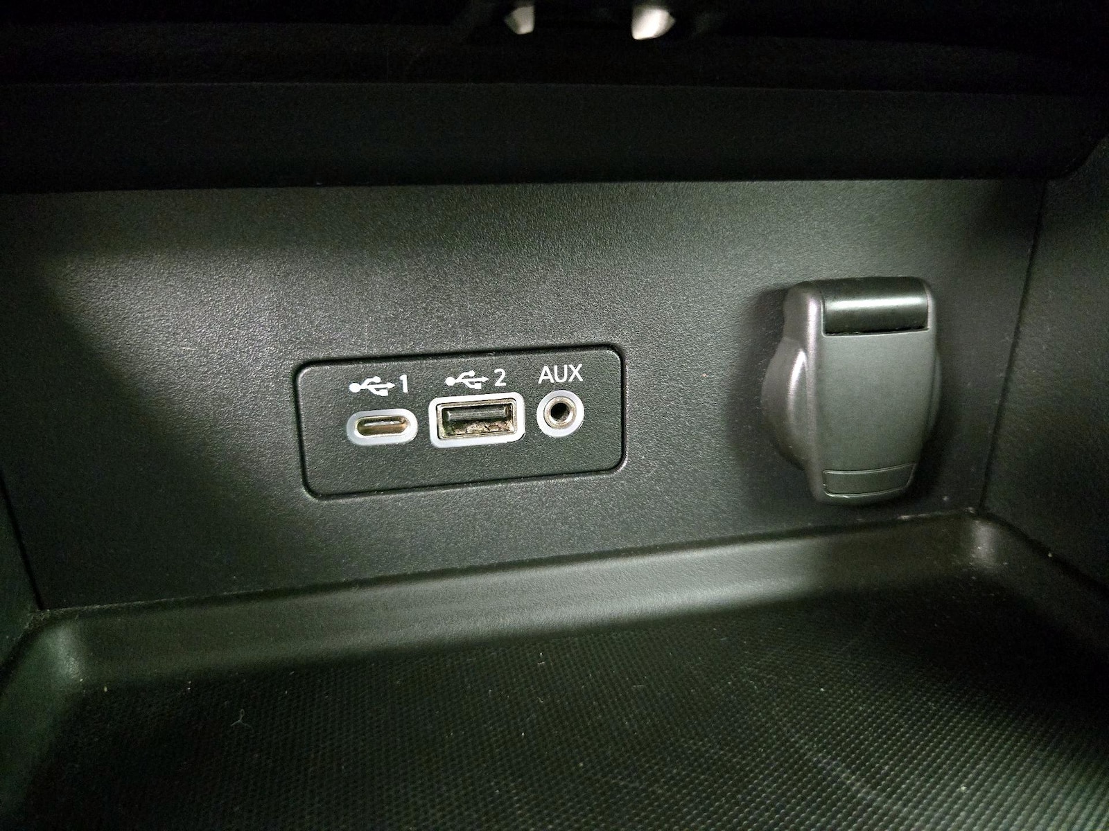 2023 Nissan Sentra SV - Photo 19