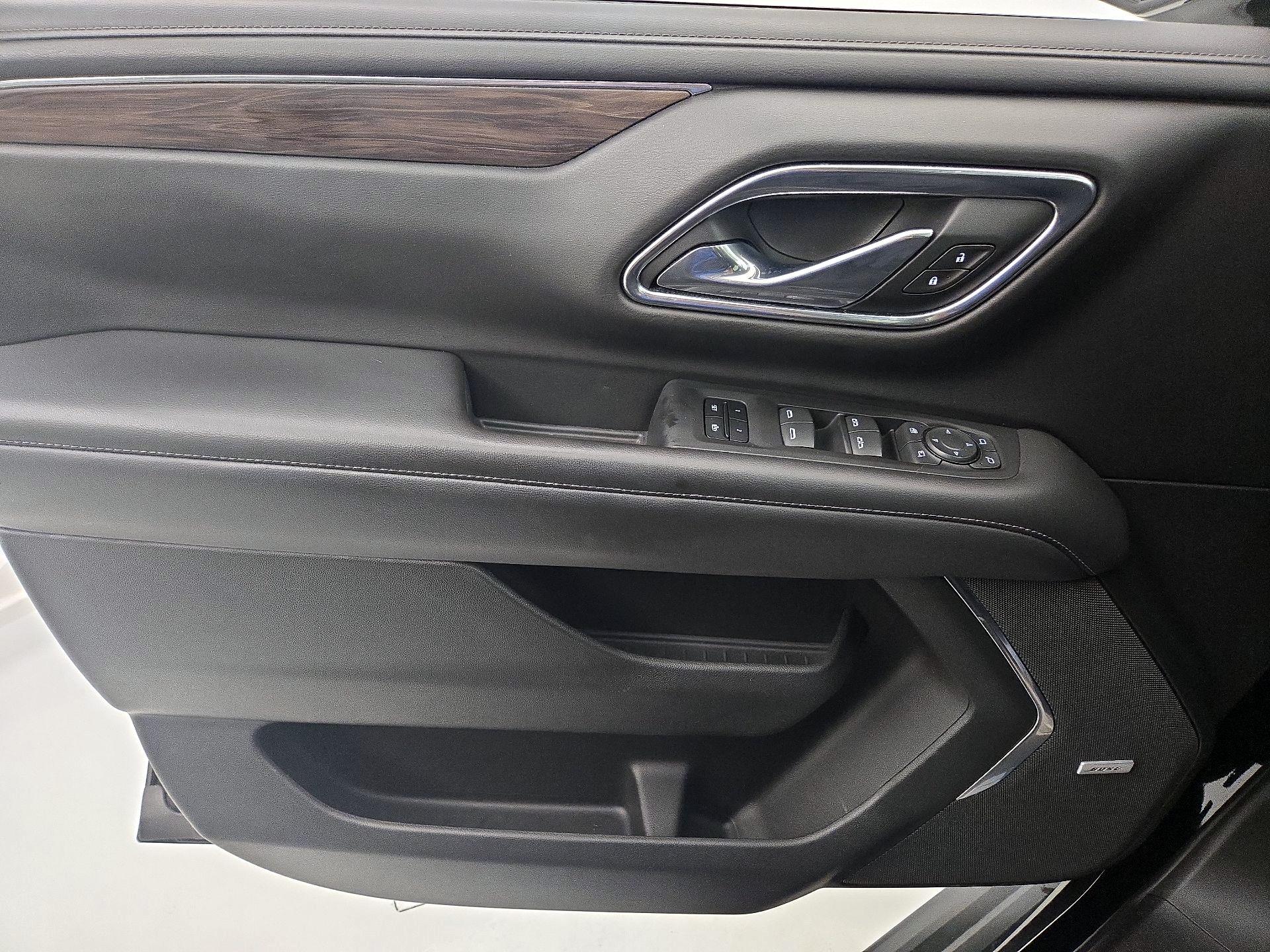 Thumbnail: 2021 Chevrolet Tahoe - 12