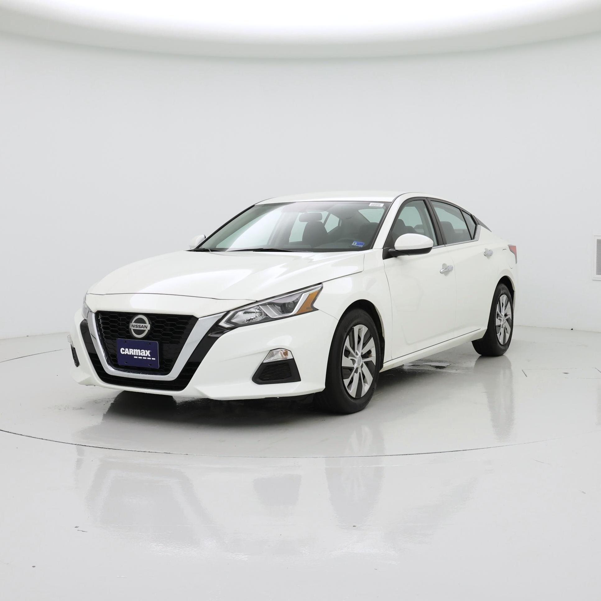 Thumbnail: 2020 Nissan Altima - 4