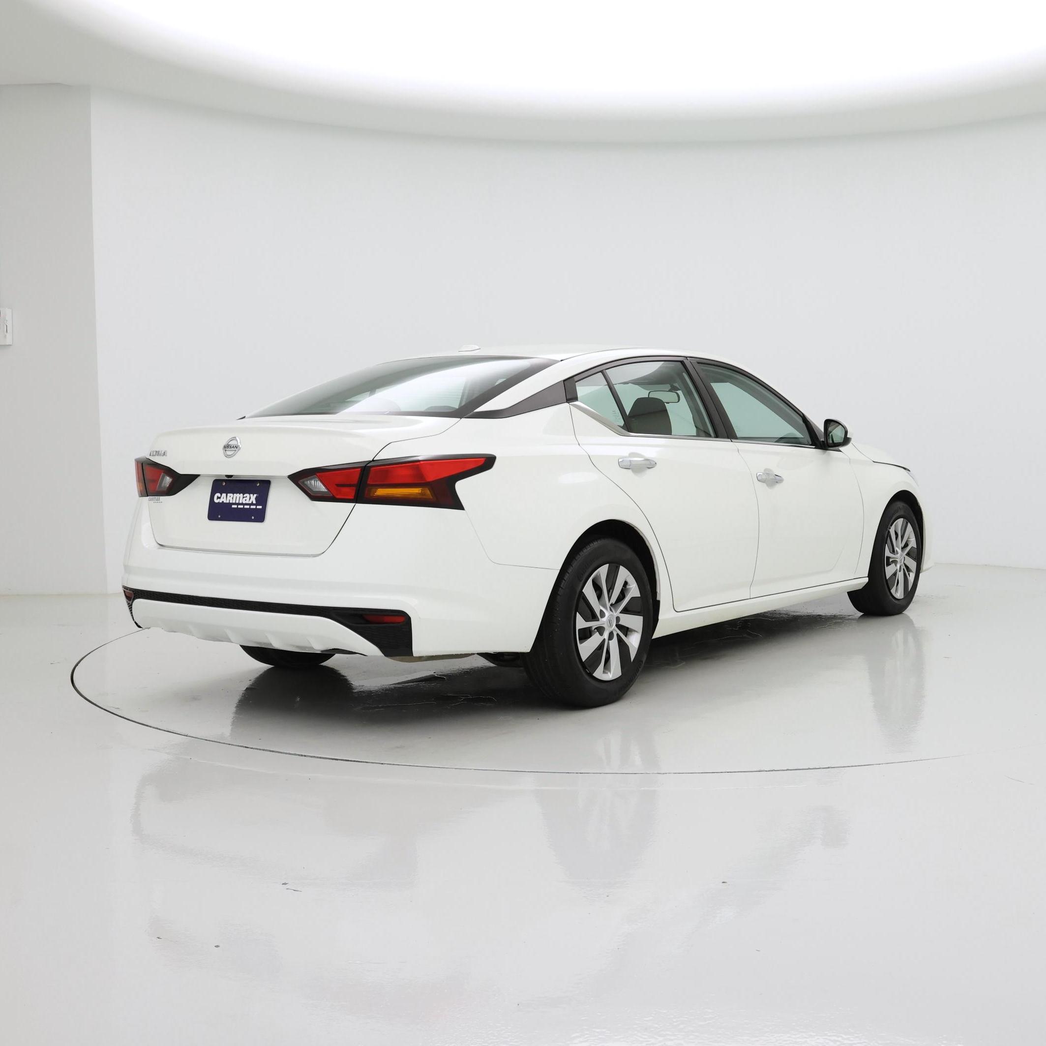 Thumbnail: 2020 Nissan Altima - 8
