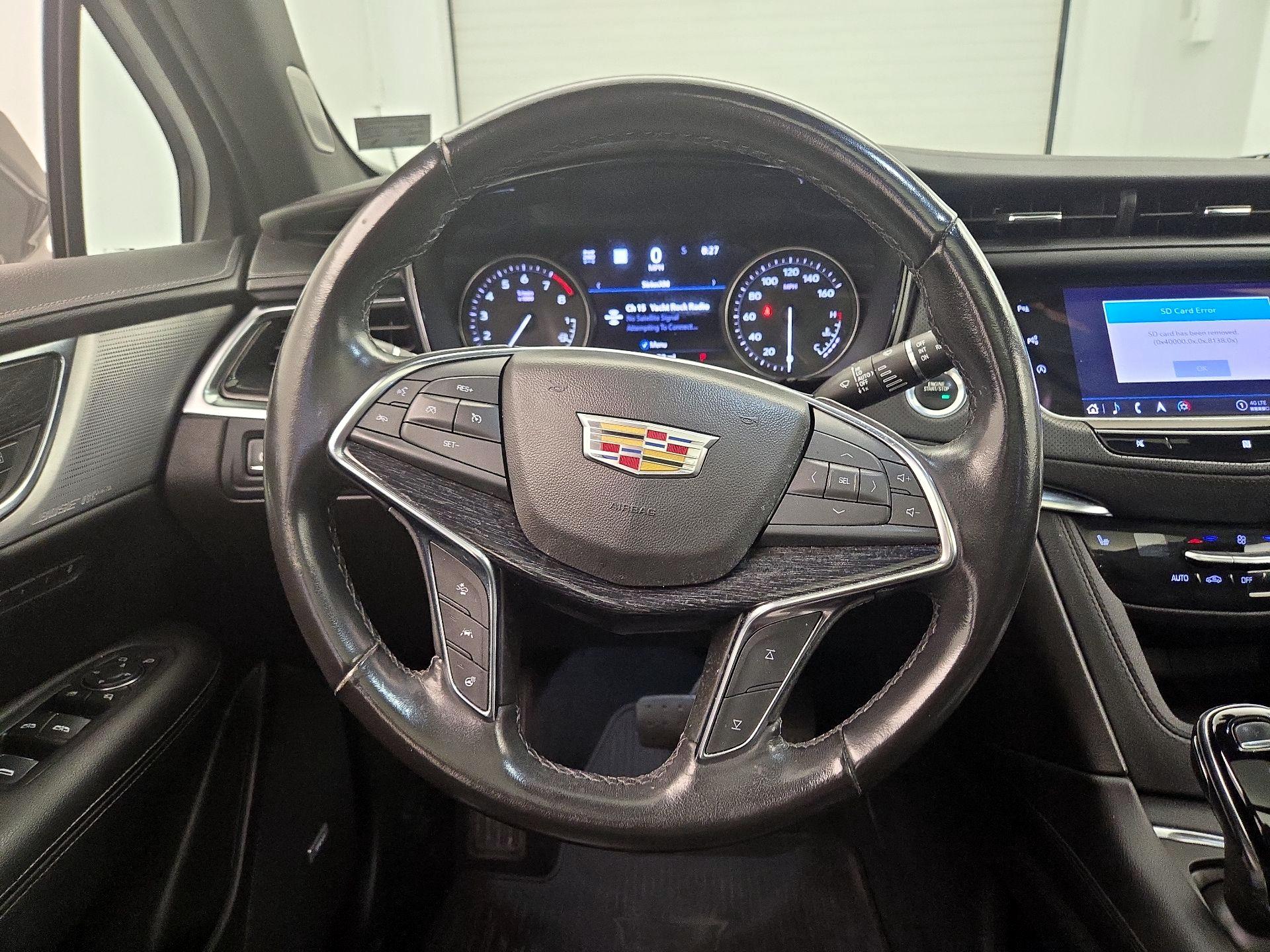 Thumbnail: 2021 Cadillac XT5 - 10