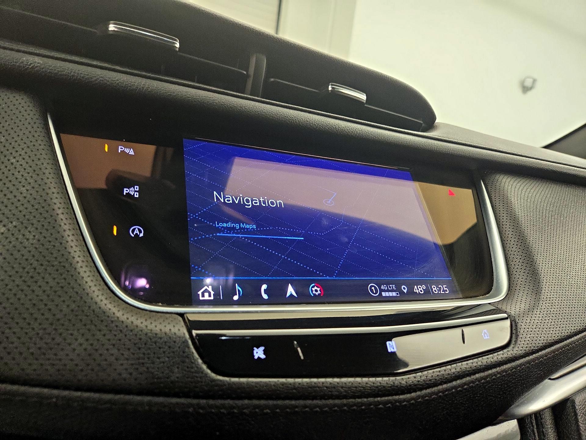 Thumbnail: 2021 Cadillac XT5 - 14