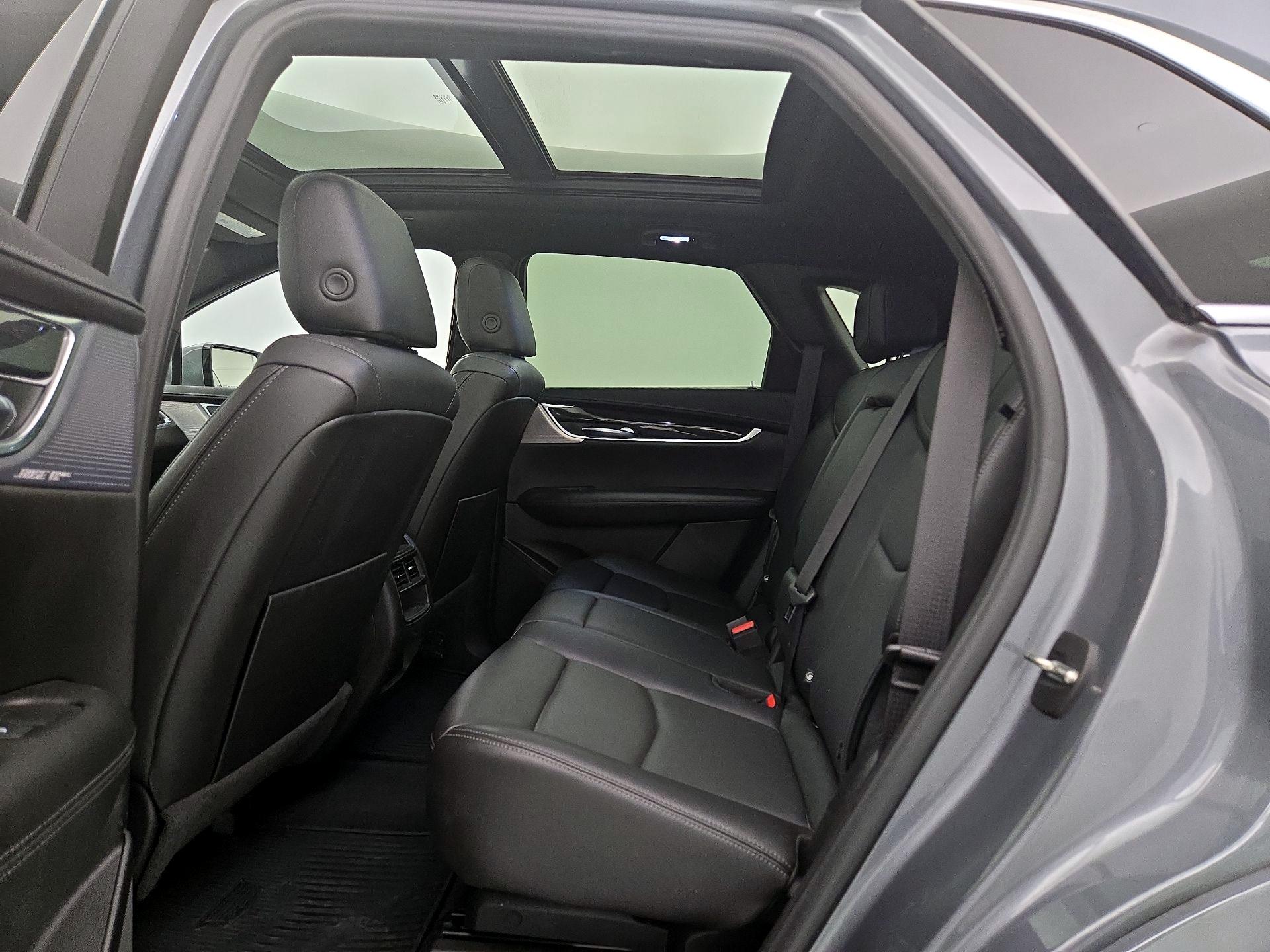 Thumbnail: 2021 Cadillac XT5 - 20