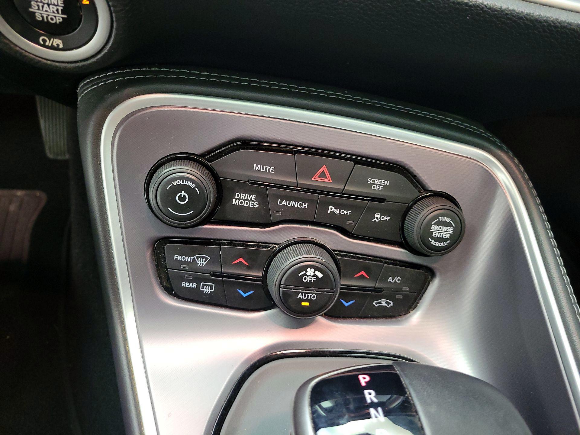 Thumbnail: 2019 Dodge Challenger - 14