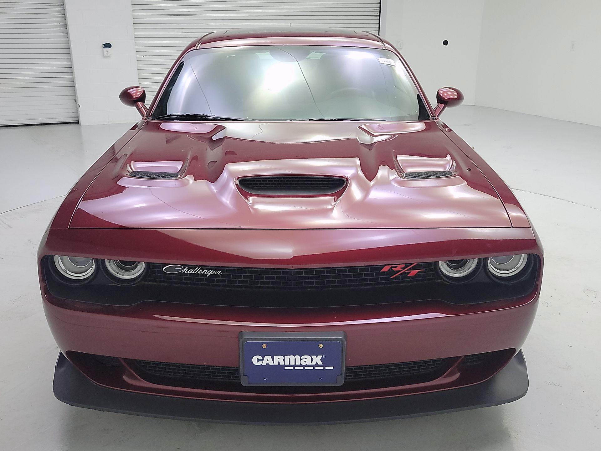 Thumbnail: 2019 Dodge Challenger - 2