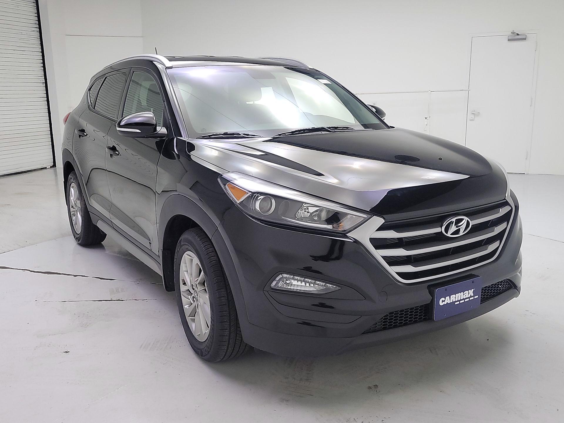 Thumbnail: 2017 Hyundai Tucson - 1