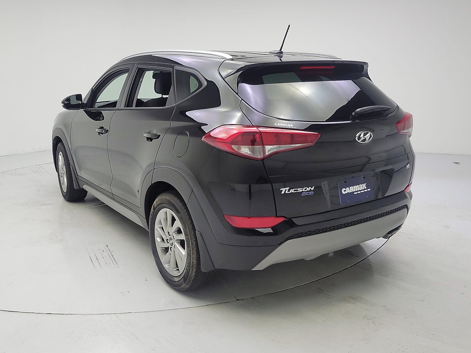 Thumbnail: 2017 Hyundai Tucson - 7