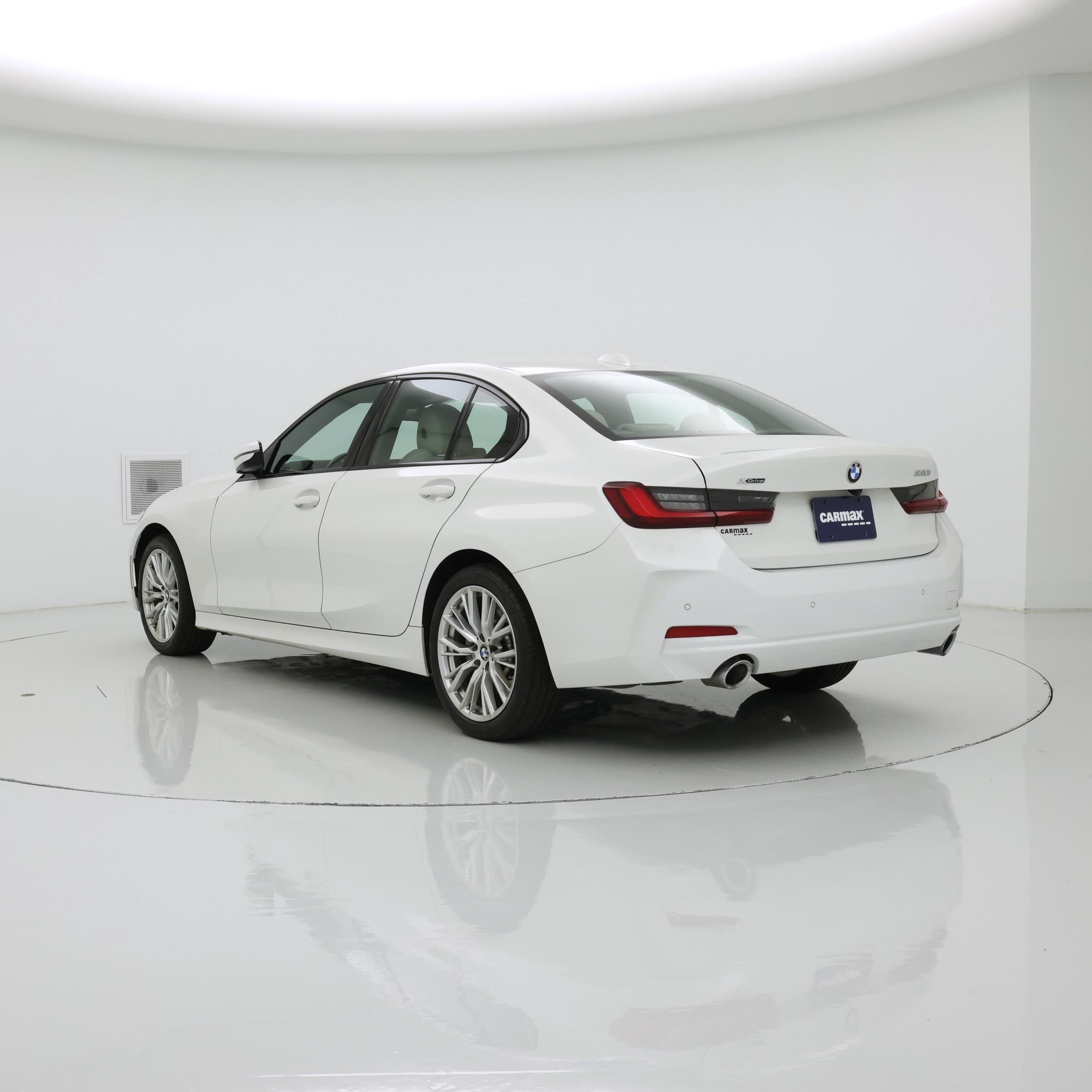 Thumbnail: 2023 BMW 3 Series - 2