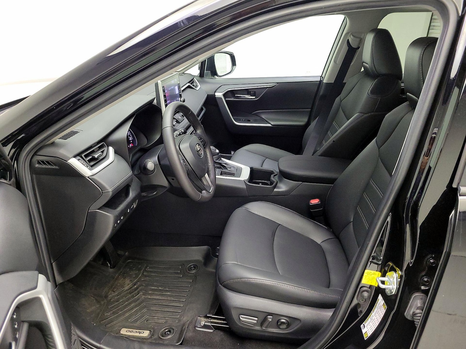 2022 Toyota RAV4 XLE Premium - Photo 12