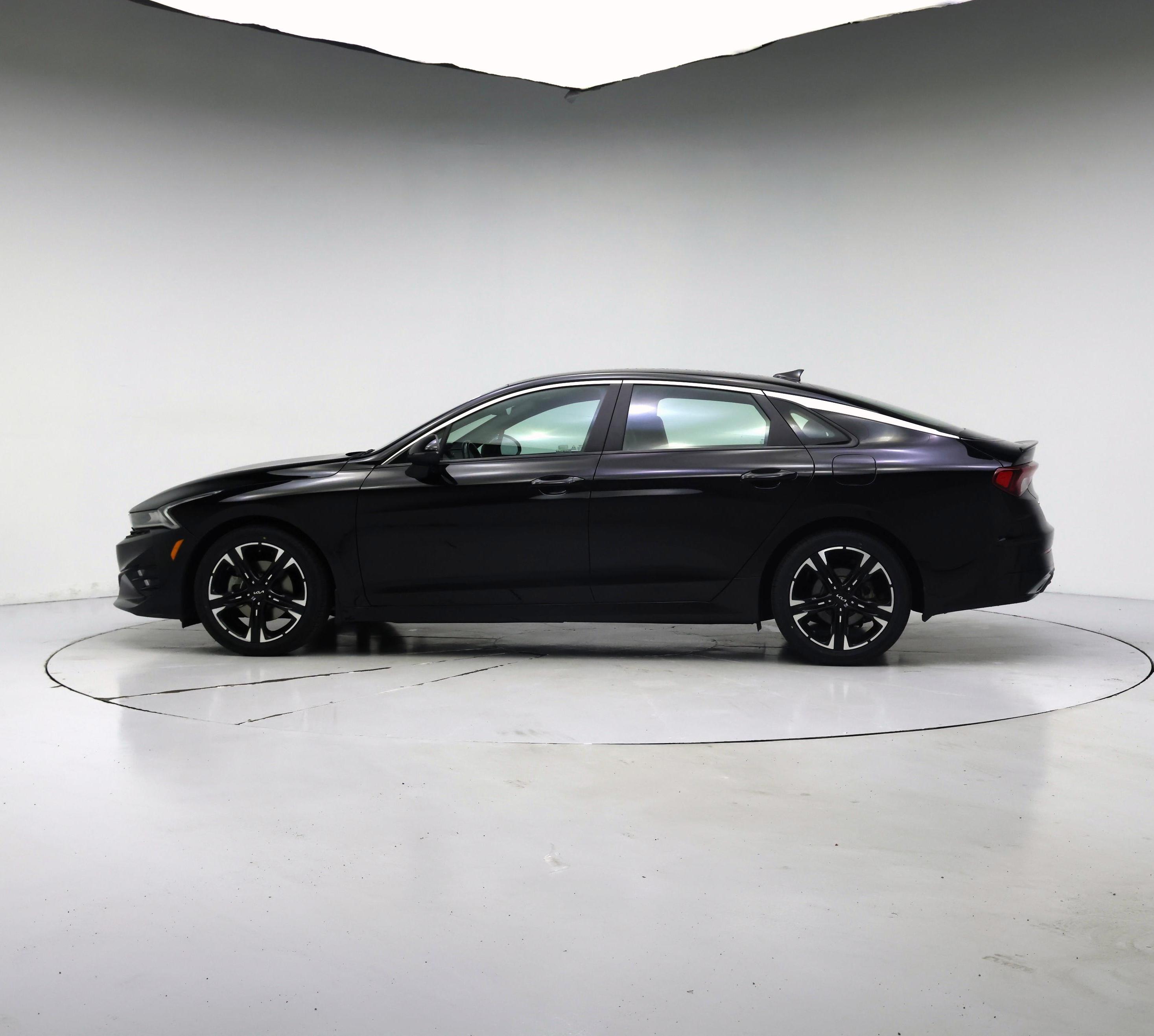 Thumbnail: 2022 Kia K5 - 3