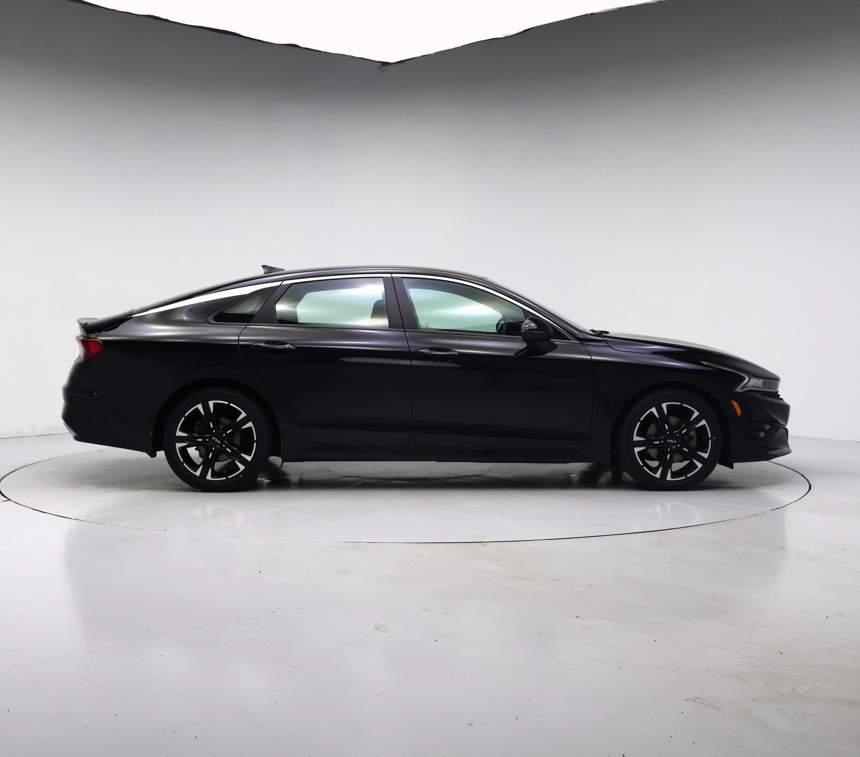 Thumbnail: 2022 Kia K5 - 7