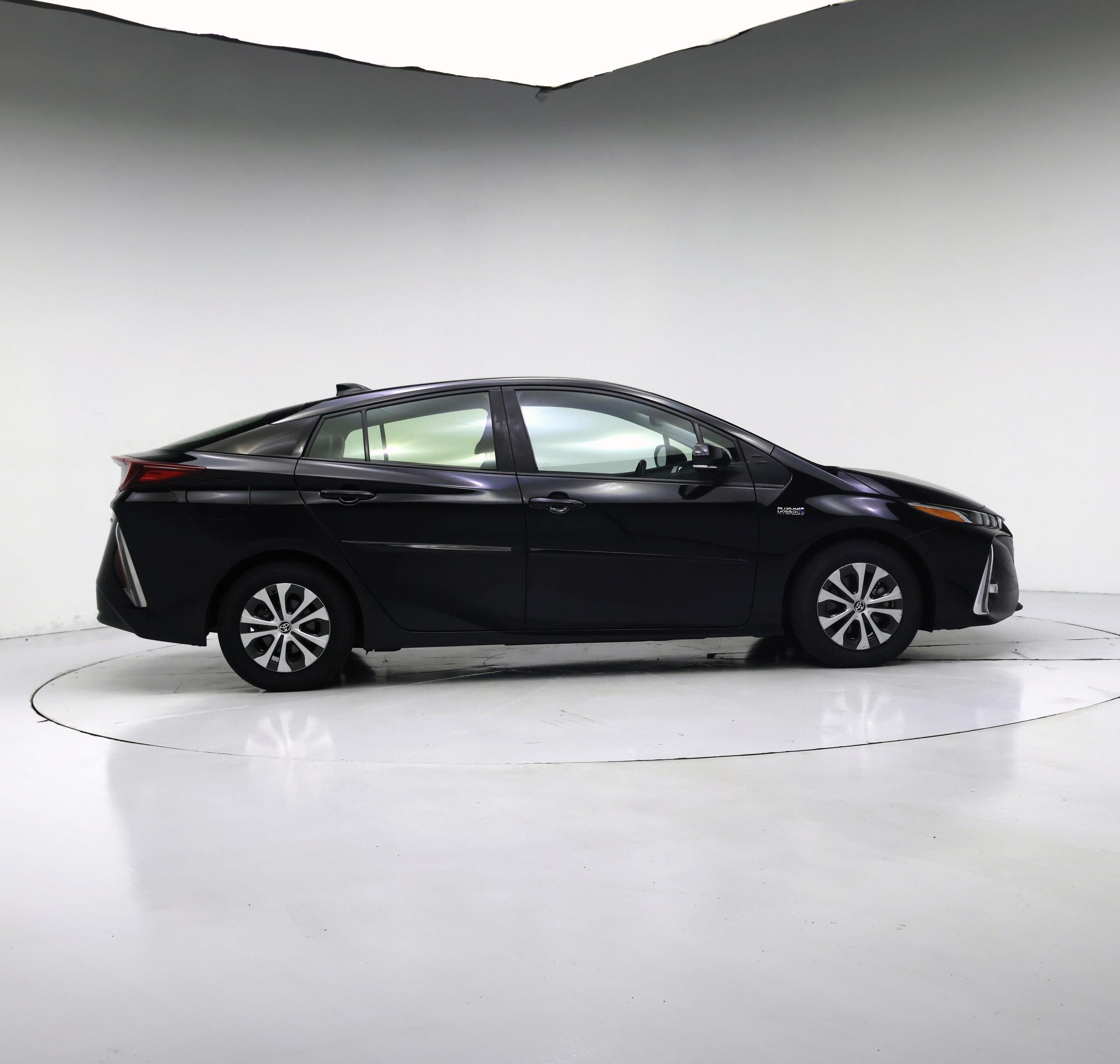 Thumbnail: 2022 Toyota Prius Prime - 7