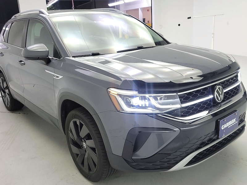 2024 Volkswagen Taos SEL