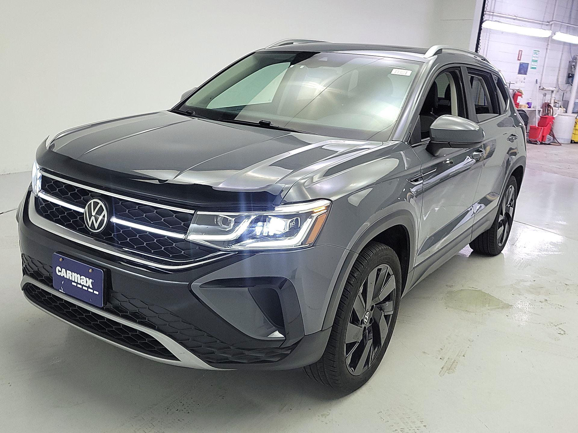 Thumbnail: 2024 Volkswagen Taos - 3