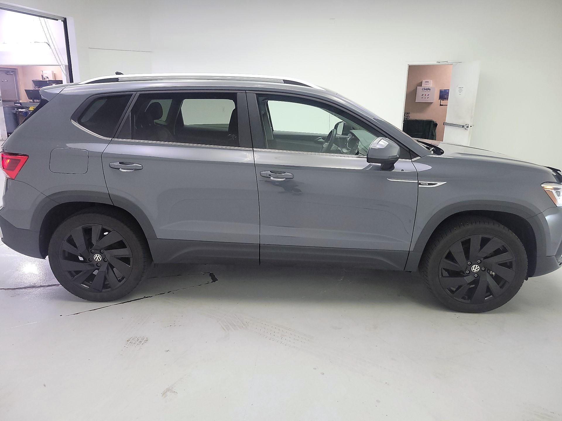 Thumbnail: 2024 Volkswagen Taos - 4