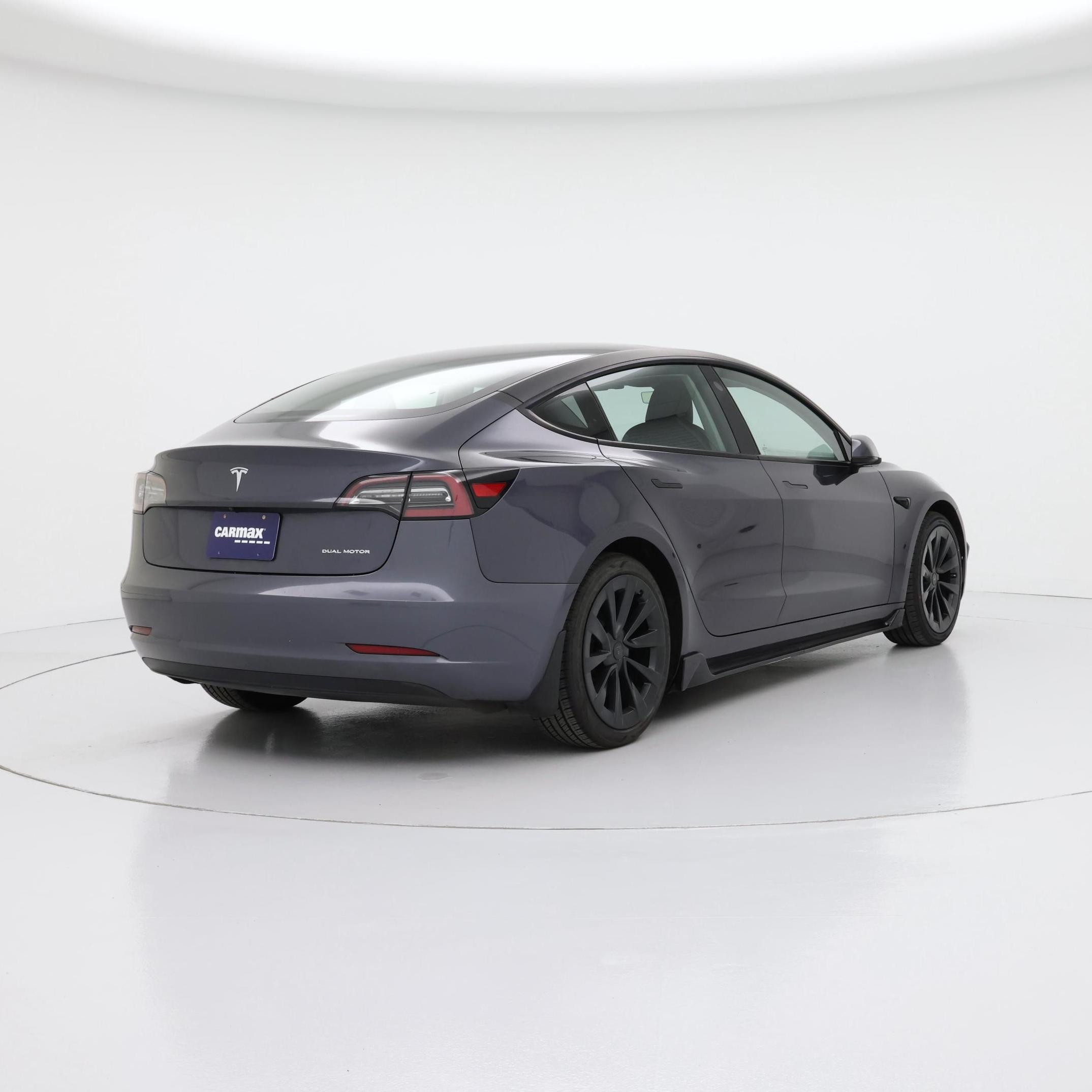 Thumbnail: 2023 Tesla Model 3 - 8