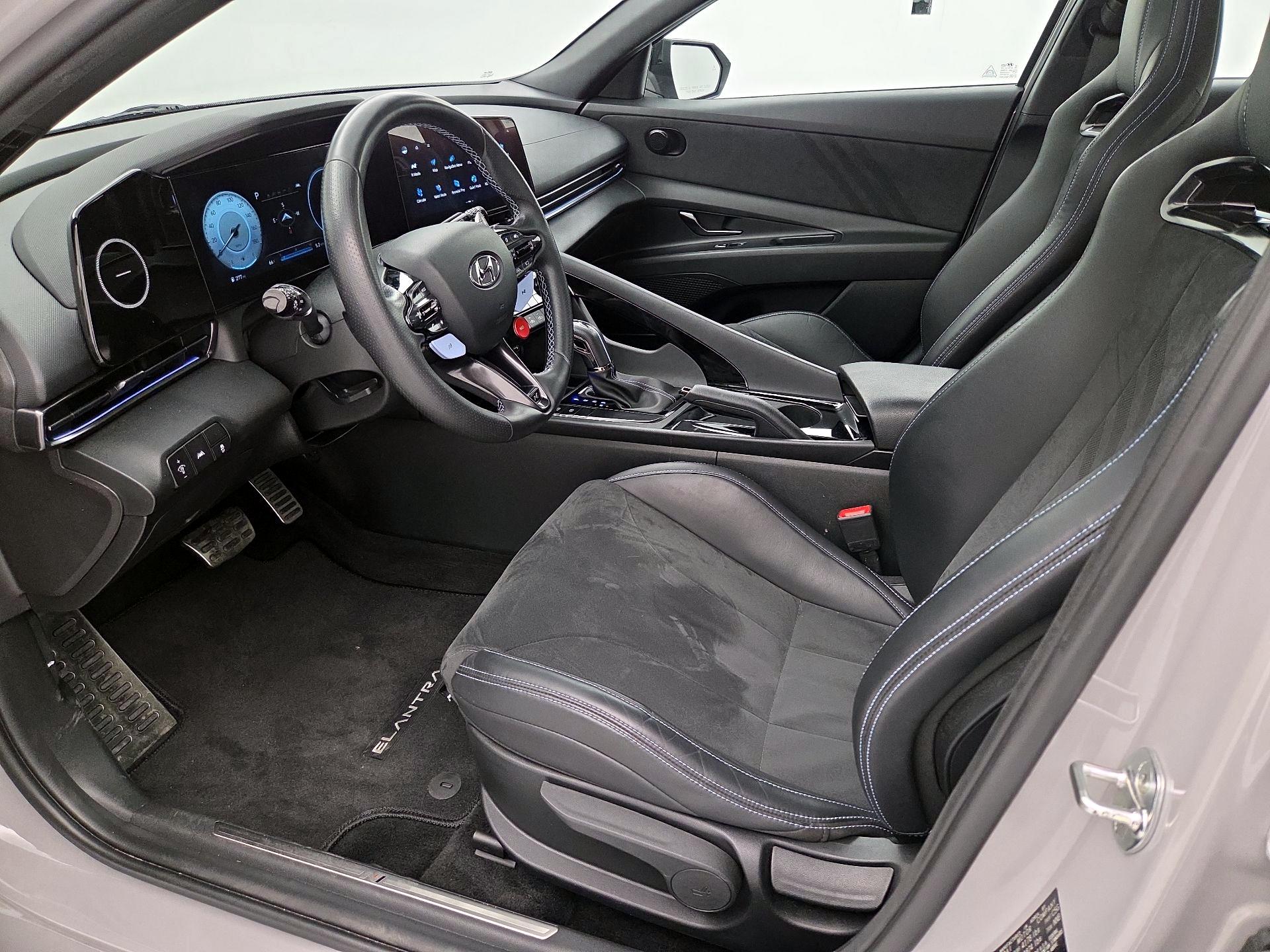 Thumbnail: 2023 Hyundai Elantra - 11