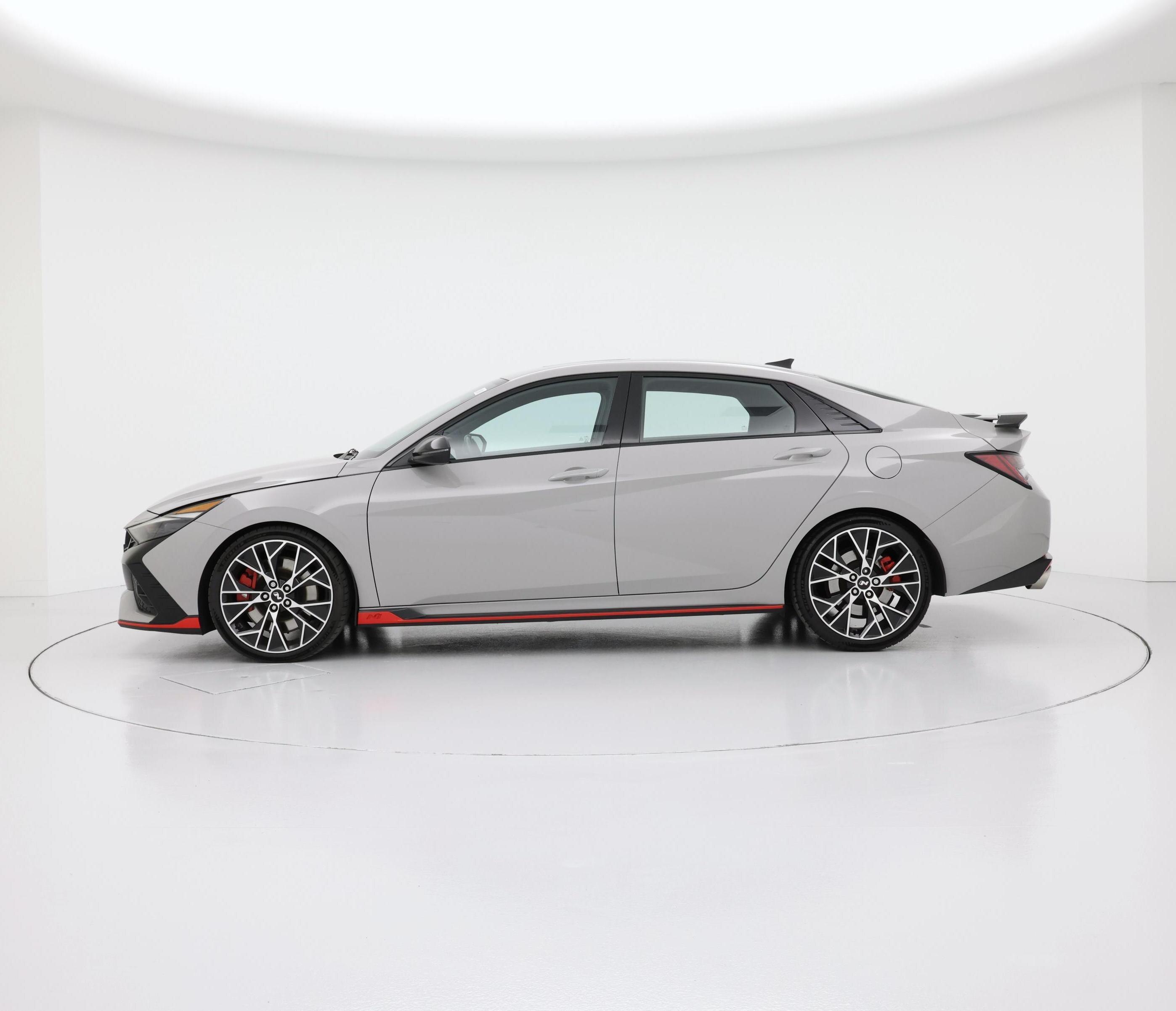 Thumbnail: 2023 Hyundai Elantra - 3