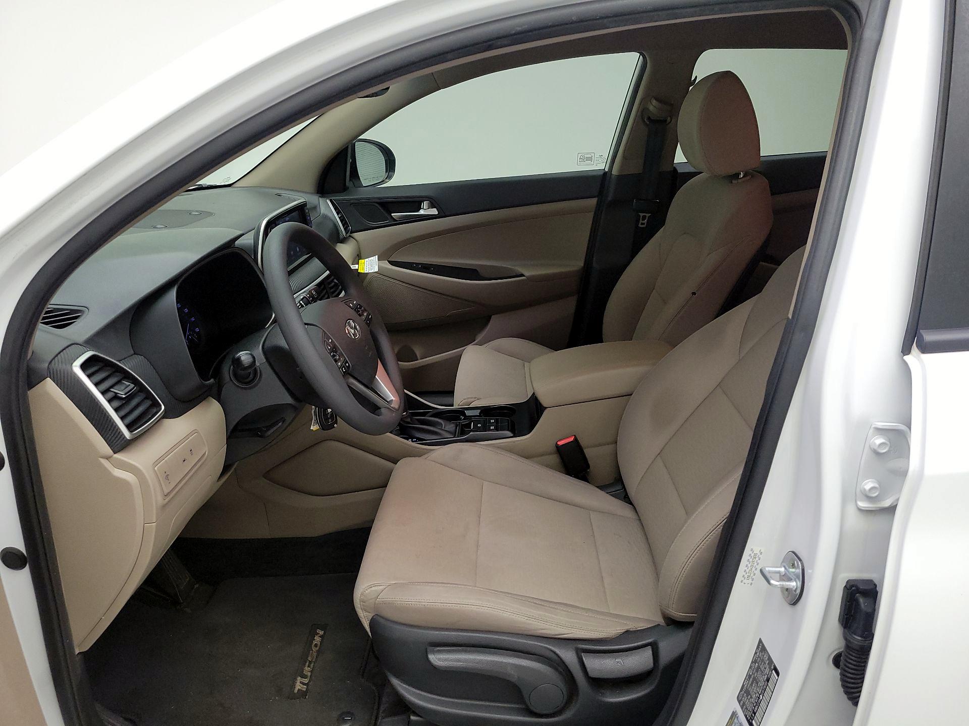 Thumbnail: 2019 Hyundai Tucson - 9