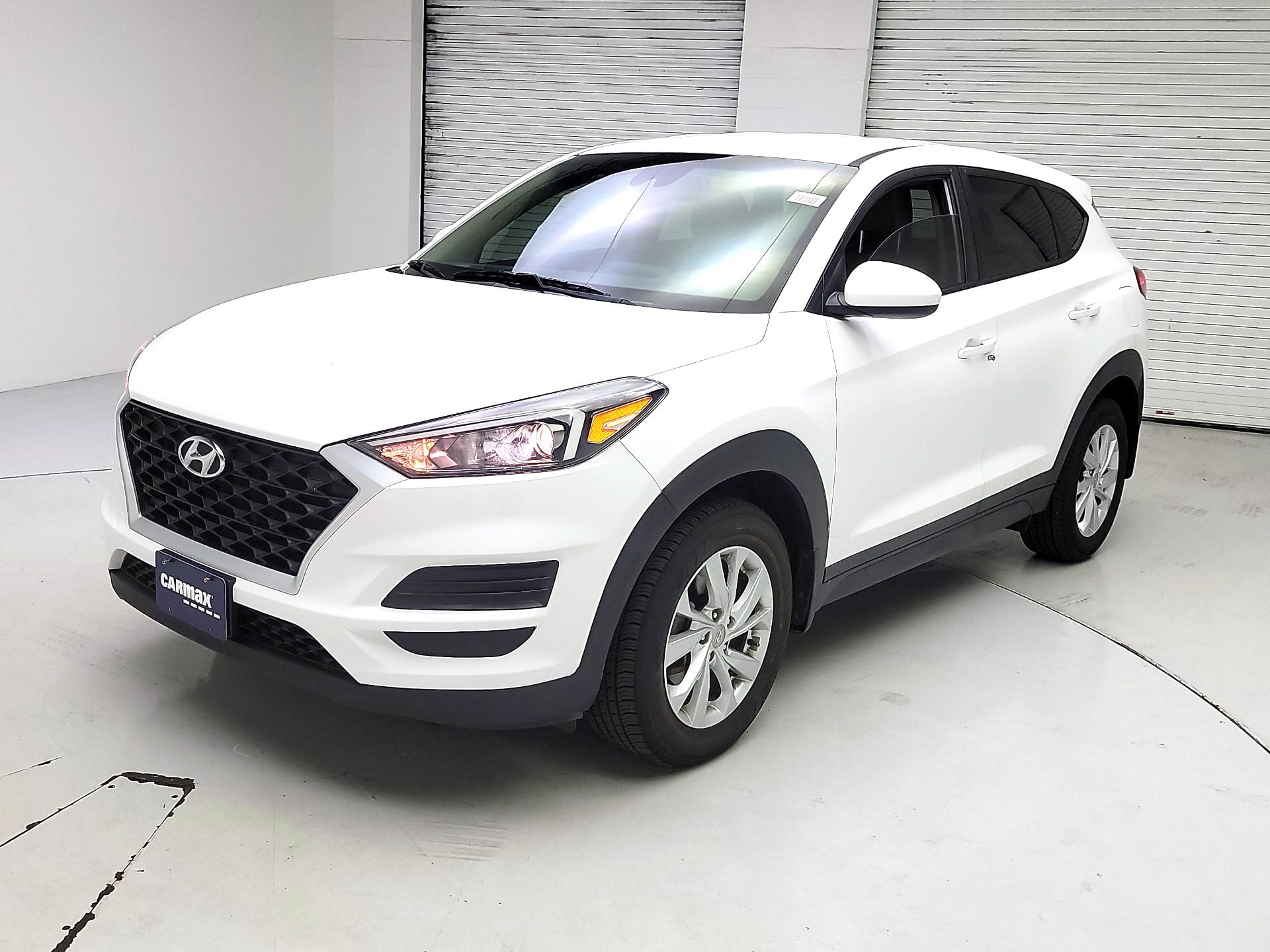 Thumbnail: 2019 Hyundai Tucson - 3