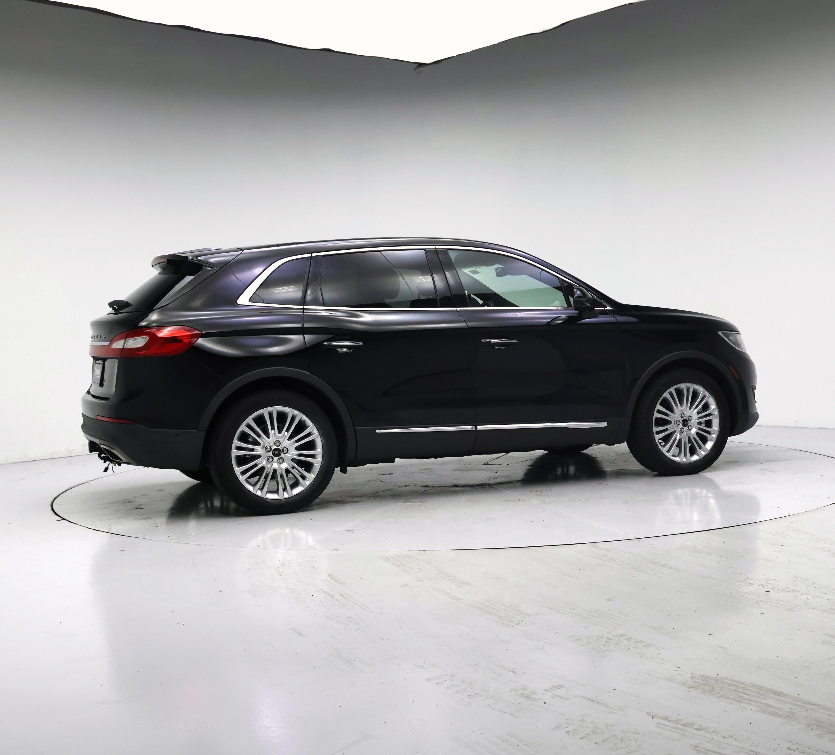 Thumbnail: 2018 Lincoln MKX - 7