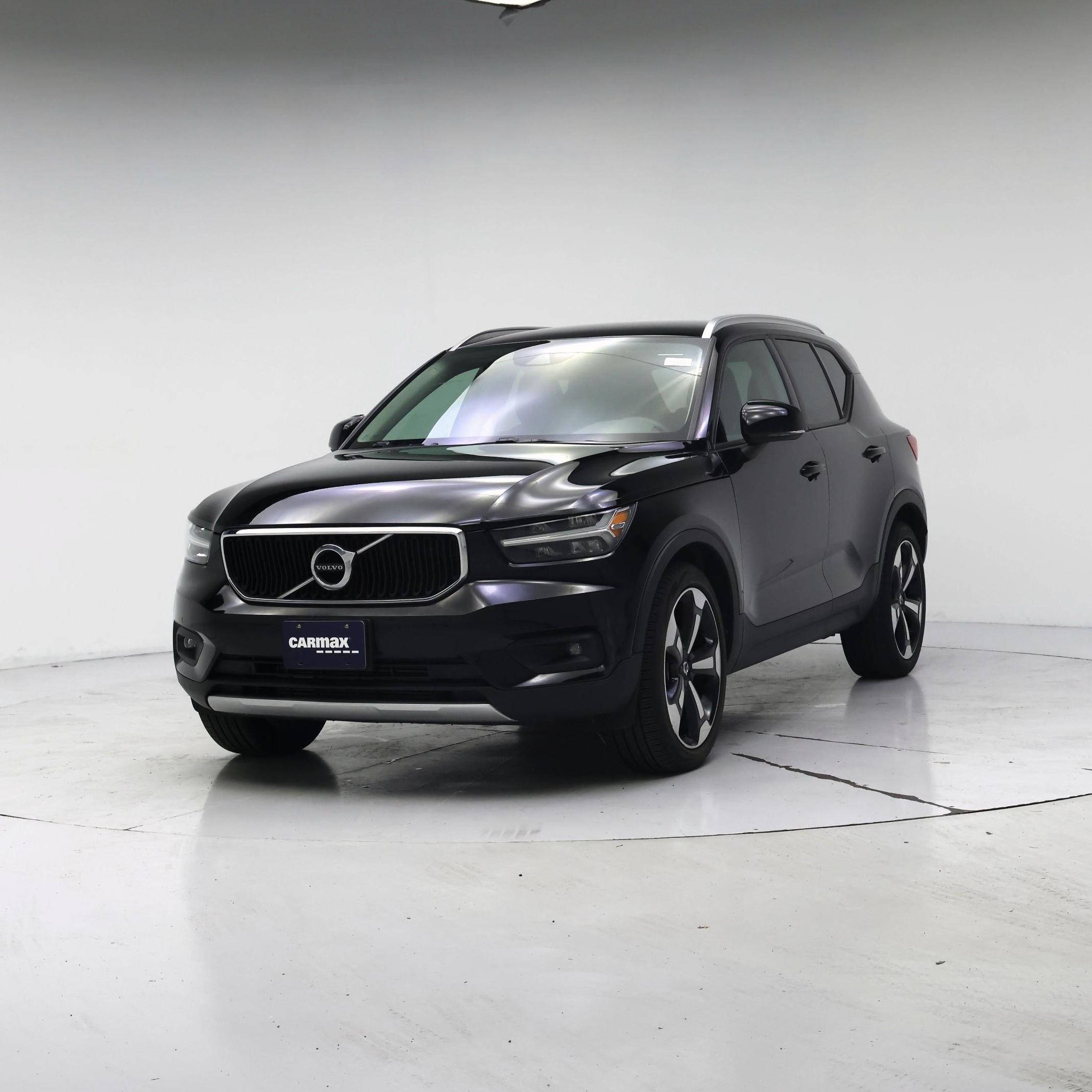 Thumbnail: 2021 Volvo XC40 - 4