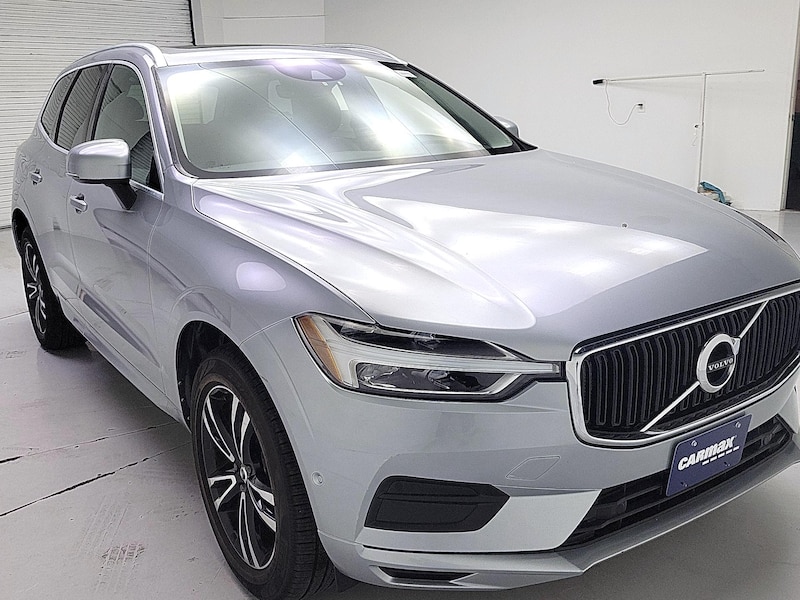2018 Volvo XC60 T6 Momentum -
                  Laurel, MD