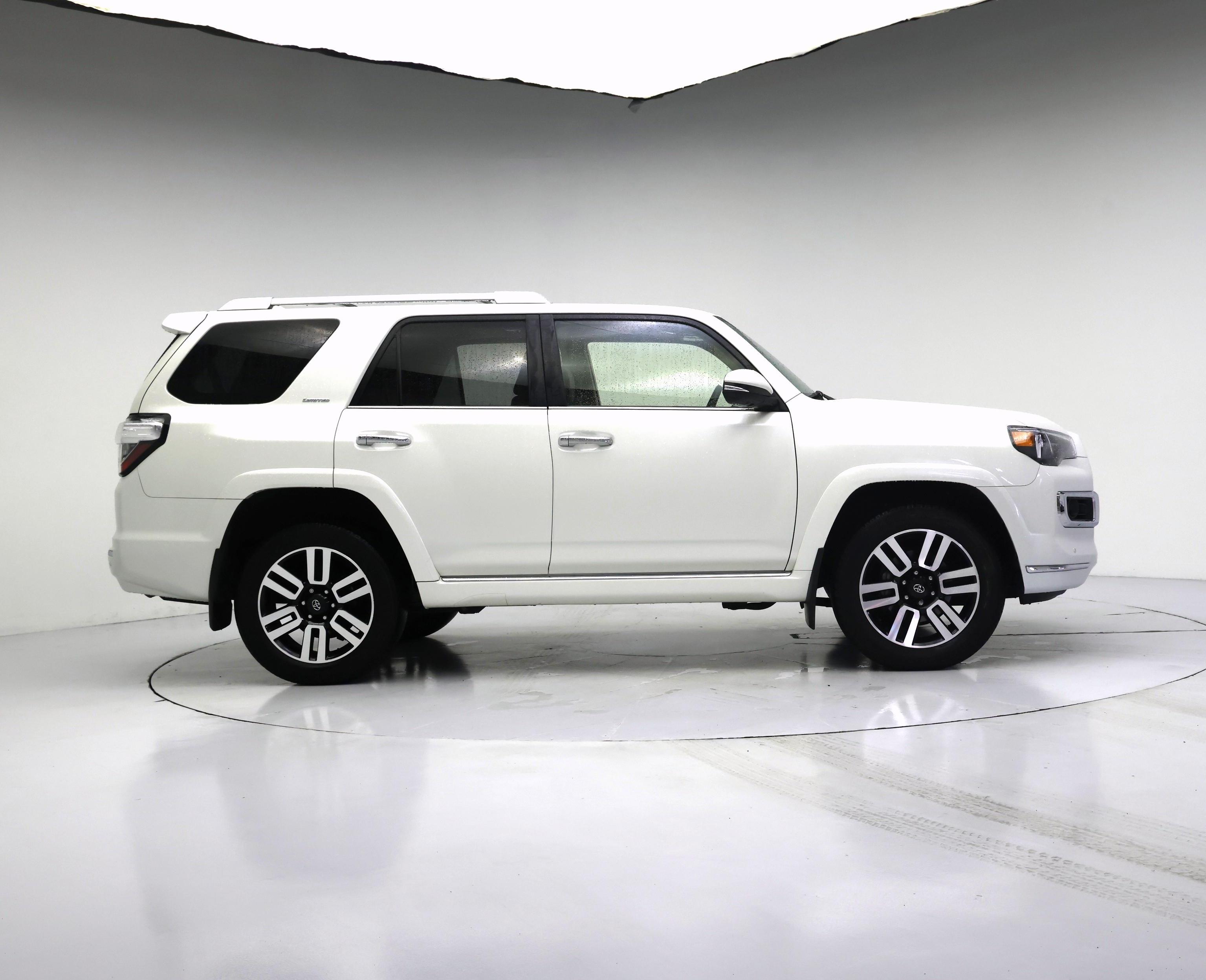 Thumbnail: 2022 Toyota 4Runner - 7