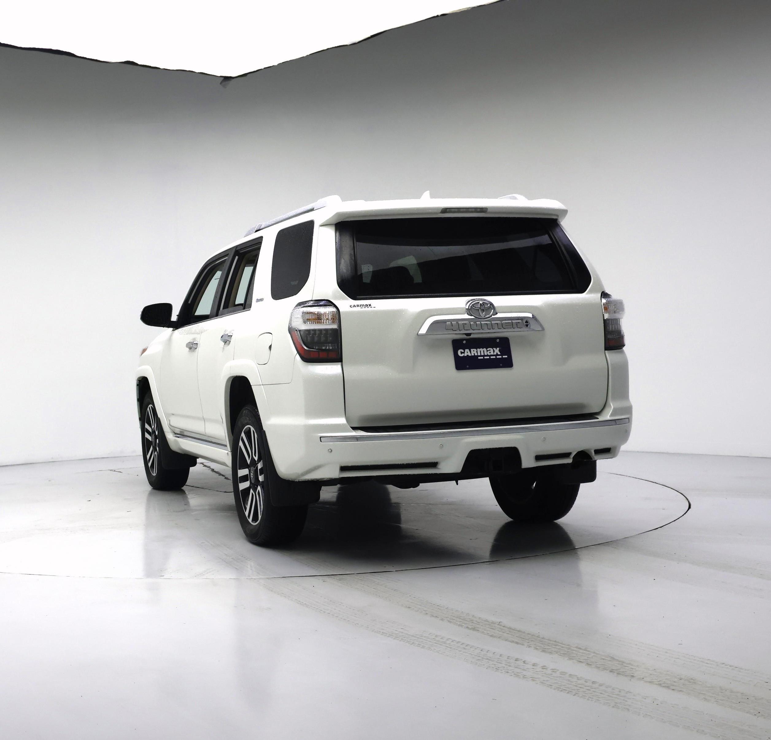 Thumbnail: 2022 Toyota 4Runner - 8