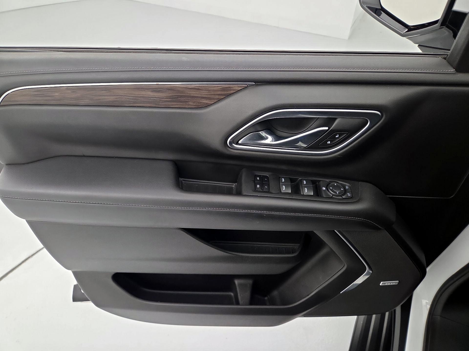 Thumbnail: 2021 Chevrolet Tahoe - 12
