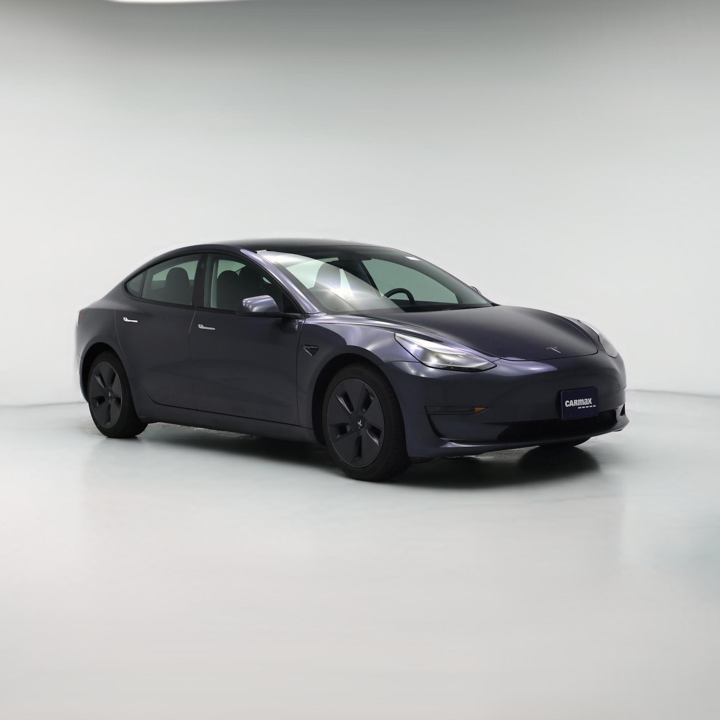 Thumbnail: 2023 Tesla Model 3 - 1