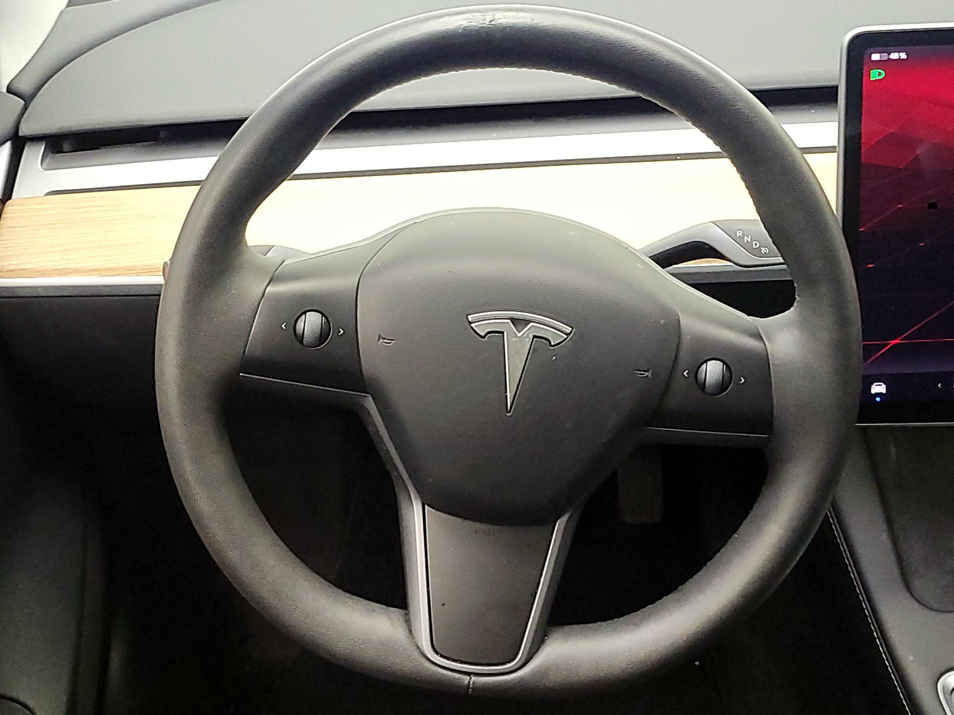 Thumbnail: 2023 Tesla Model 3 - 10