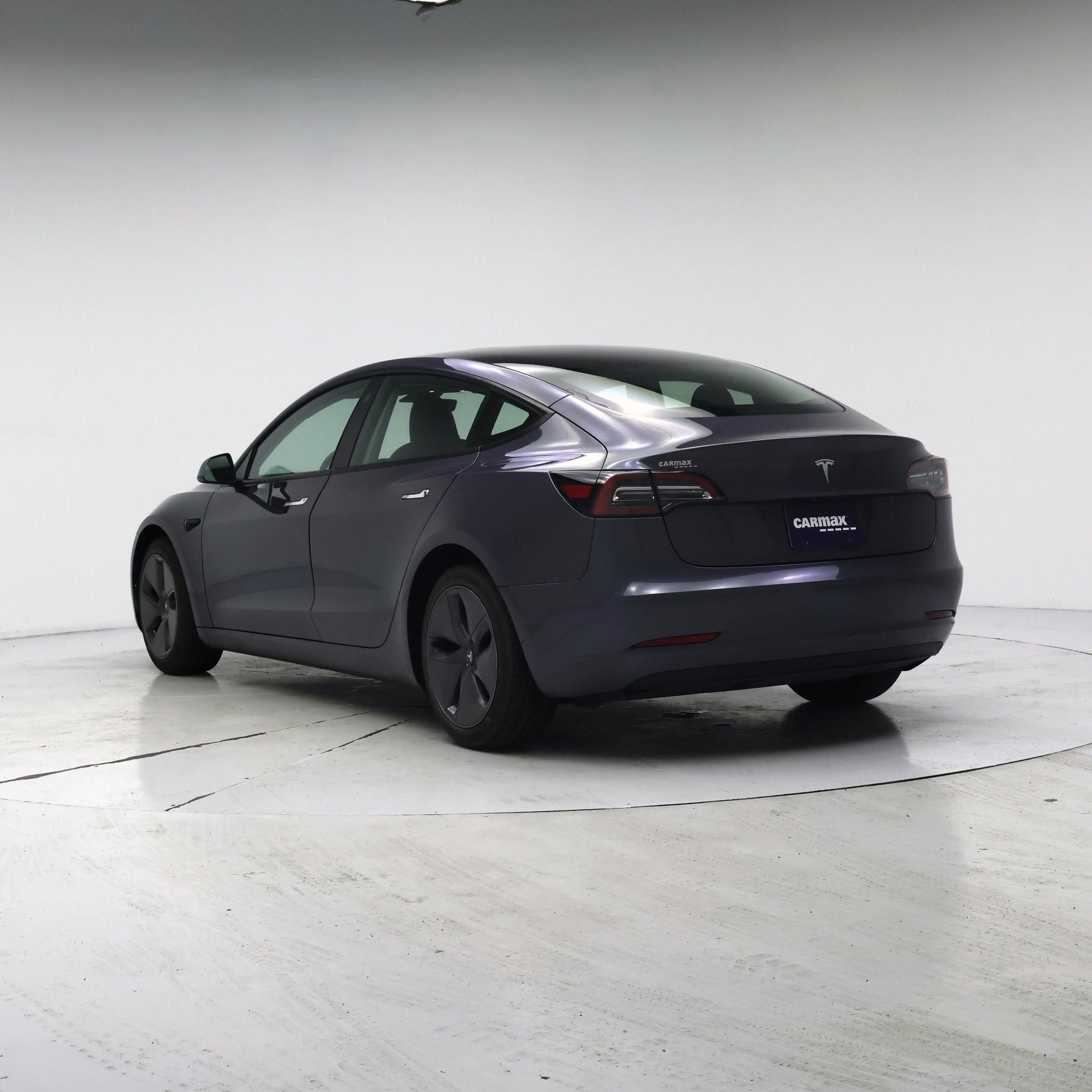 Thumbnail: 2023 Tesla Model 3 - 2