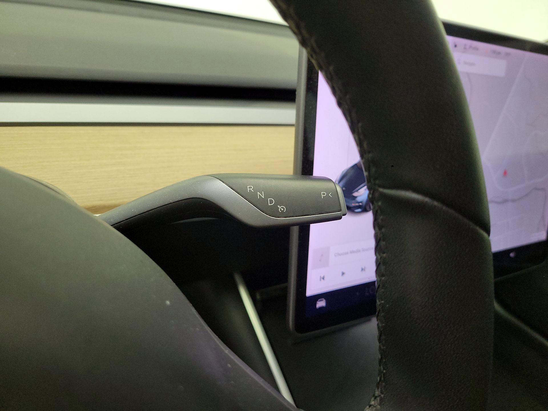 Thumbnail: 2020 Tesla Model 3 - 17