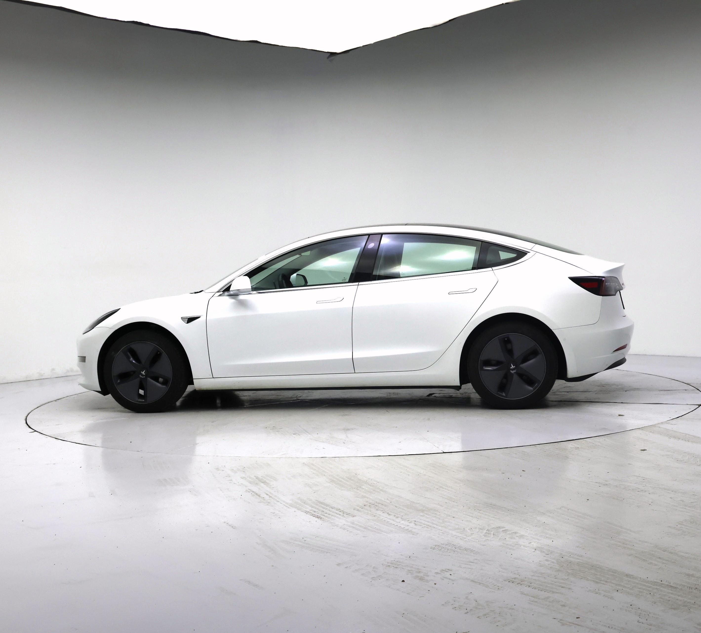 Thumbnail: 2020 Tesla Model 3 - 3