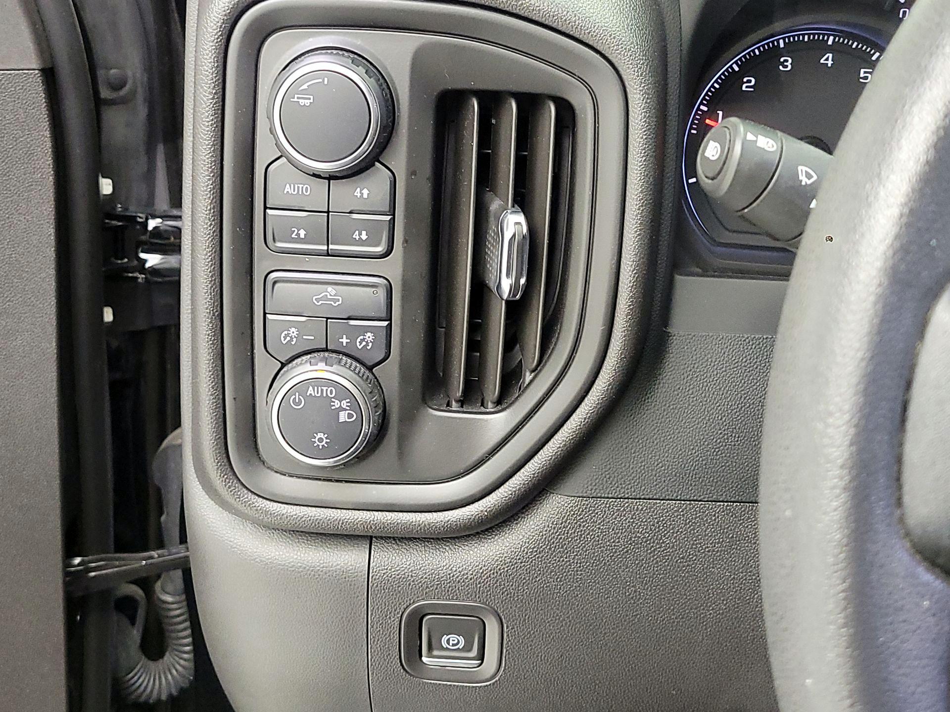 Thumbnail: 2024 Chevrolet Silverado 1500 - 13