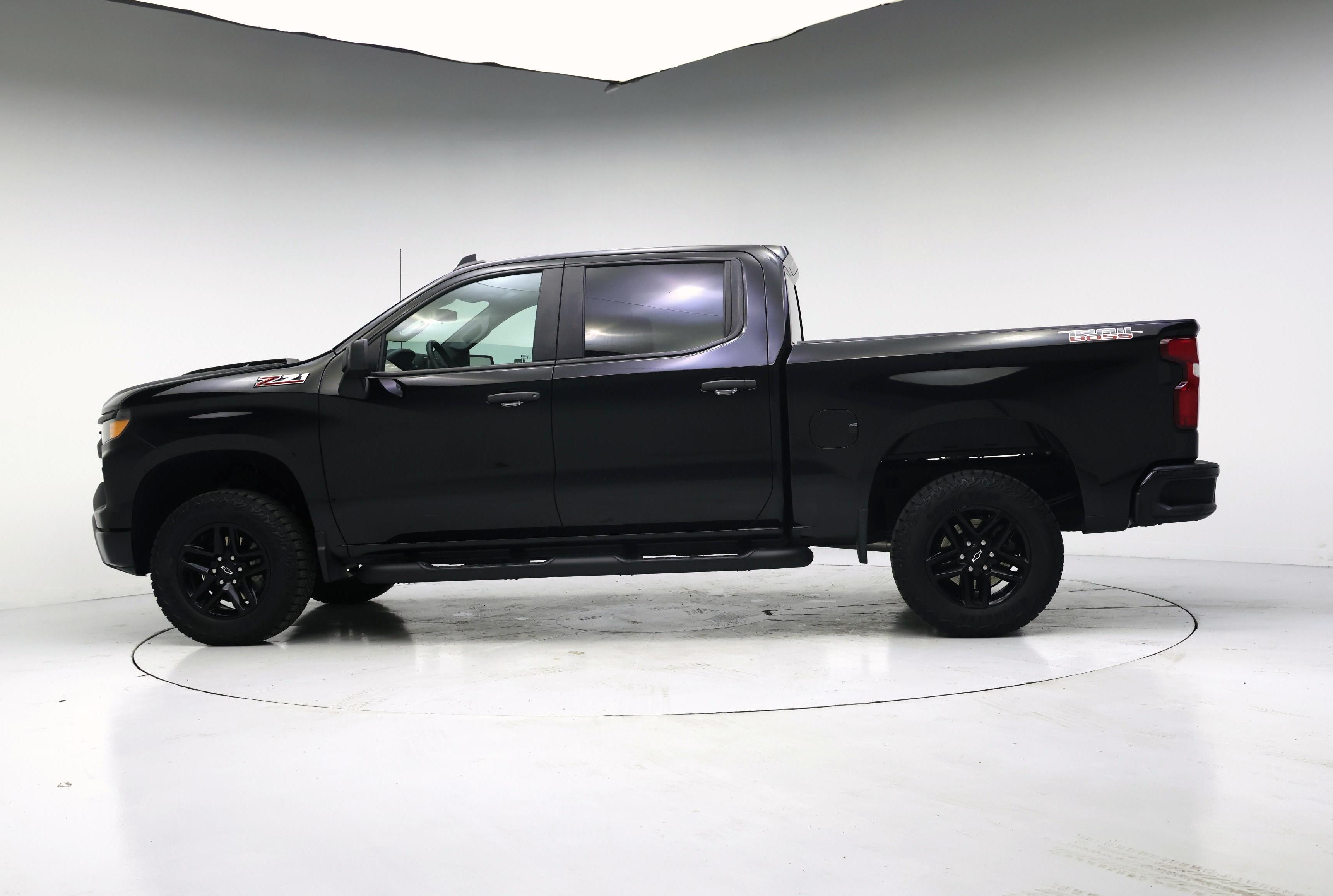 Thumbnail: 2024 Chevrolet Silverado 1500 - 3