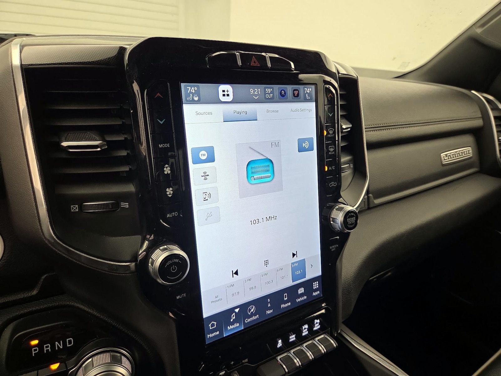 2022 RAM Ram 1500 Pickup Laramie - Photo 17