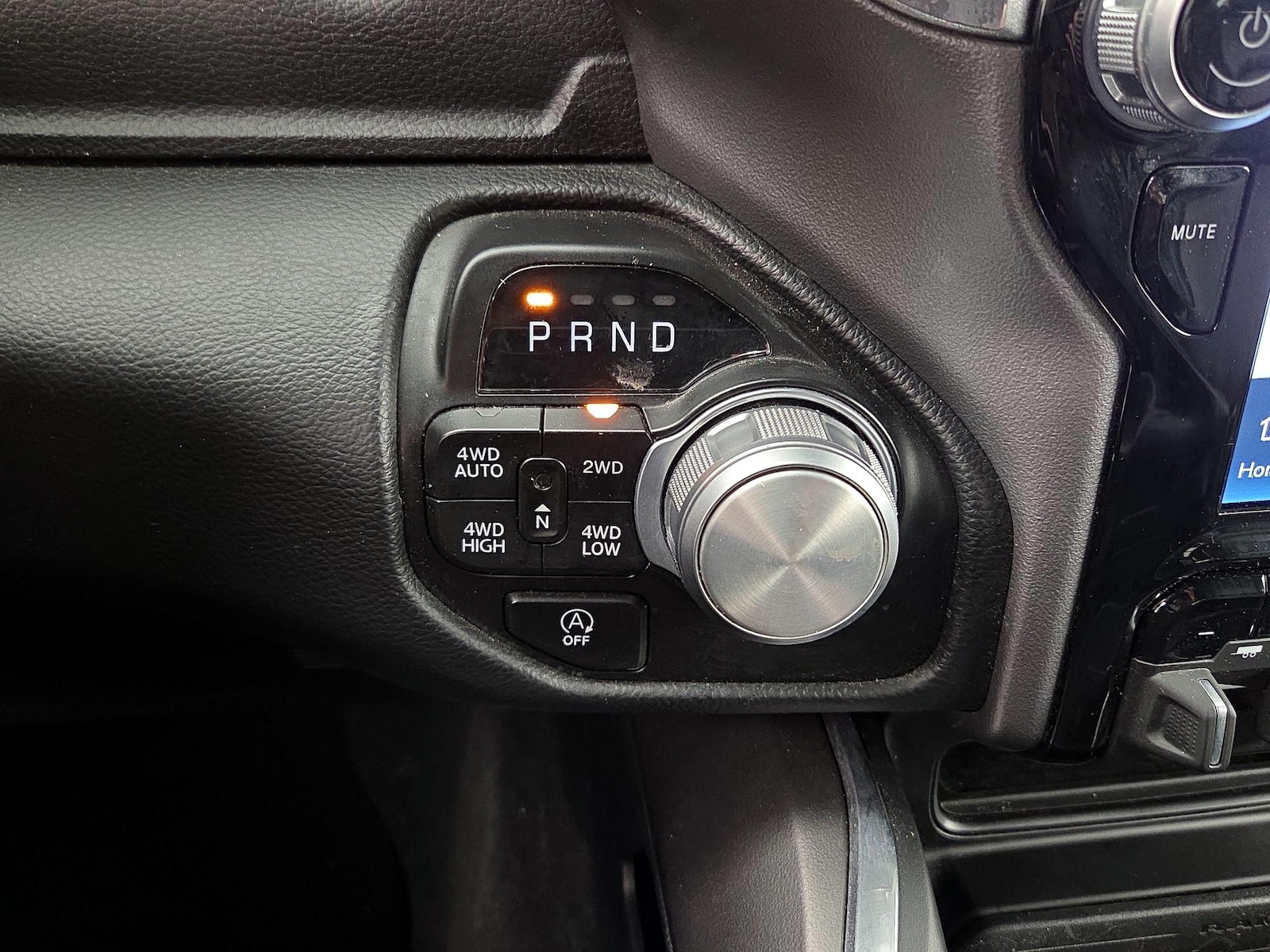 2022 RAM Ram 1500 Pickup Laramie - Photo 19