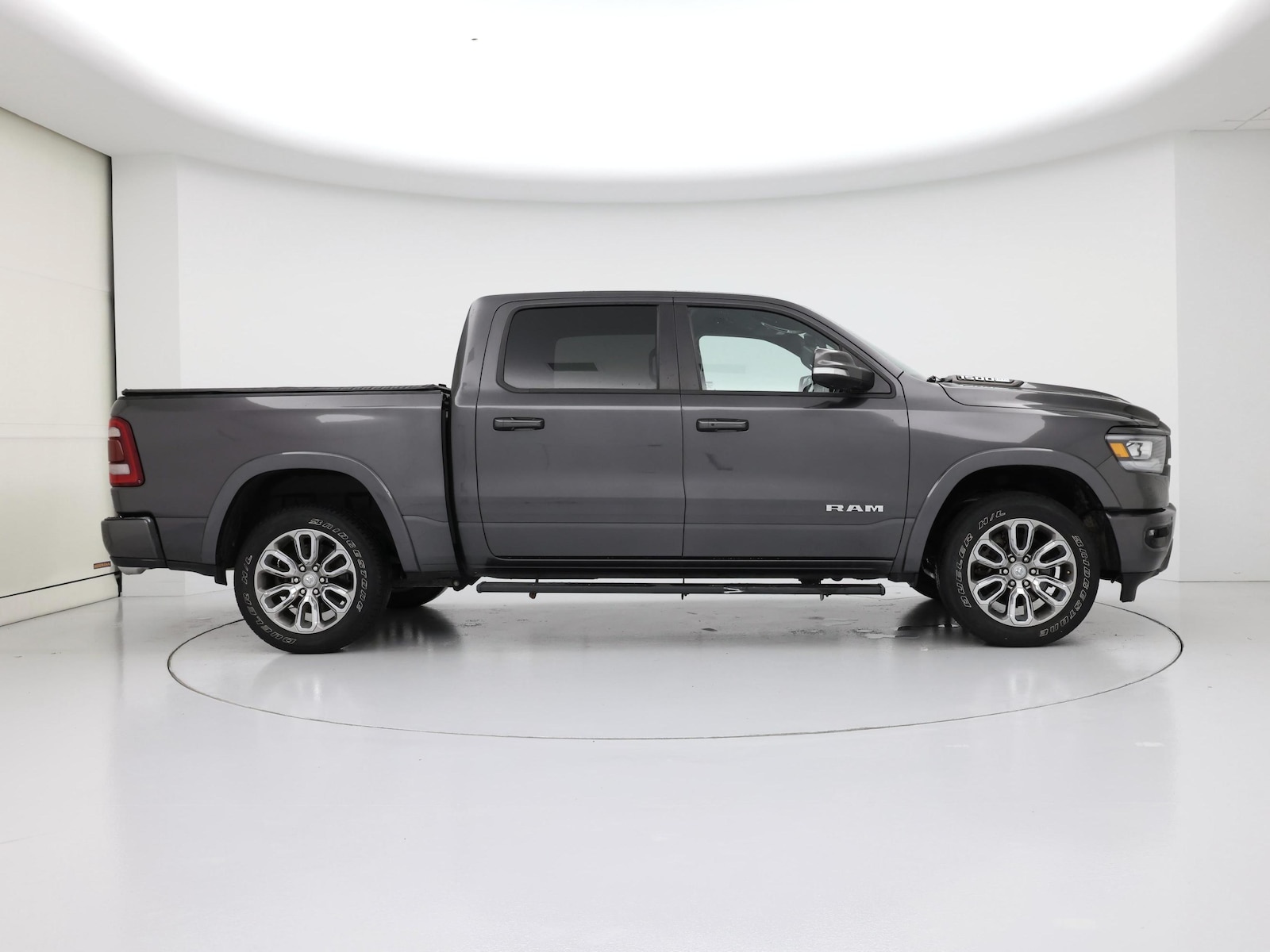 2022 RAM Ram 1500 Pickup Laramie - Photo 8