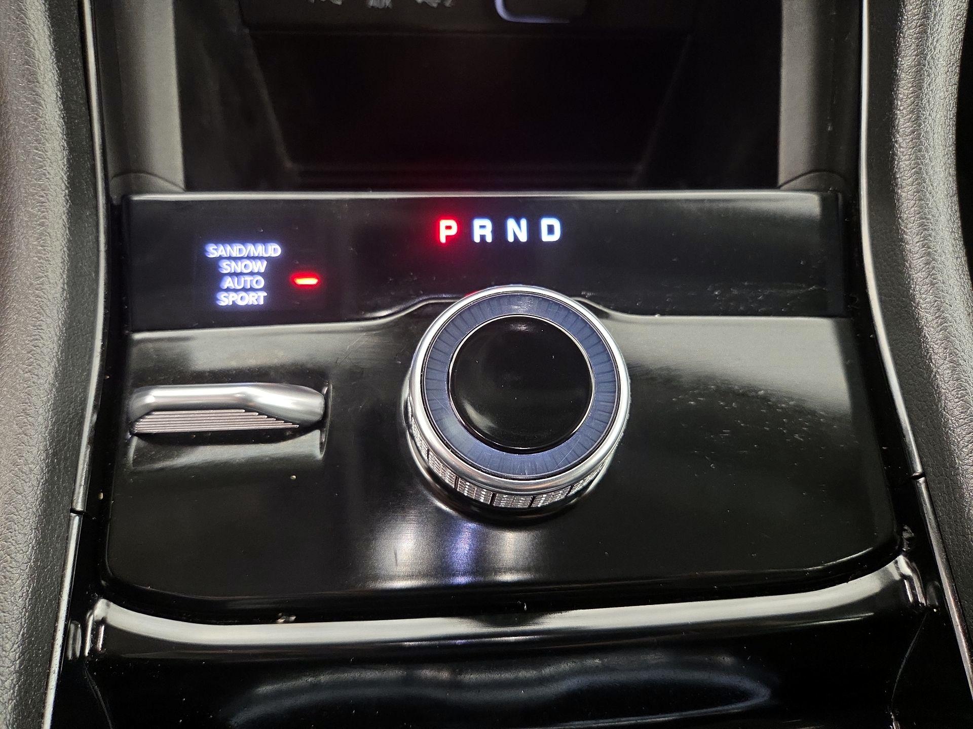 Thumbnail: 2023 Jeep Grand Cherokee - 18
