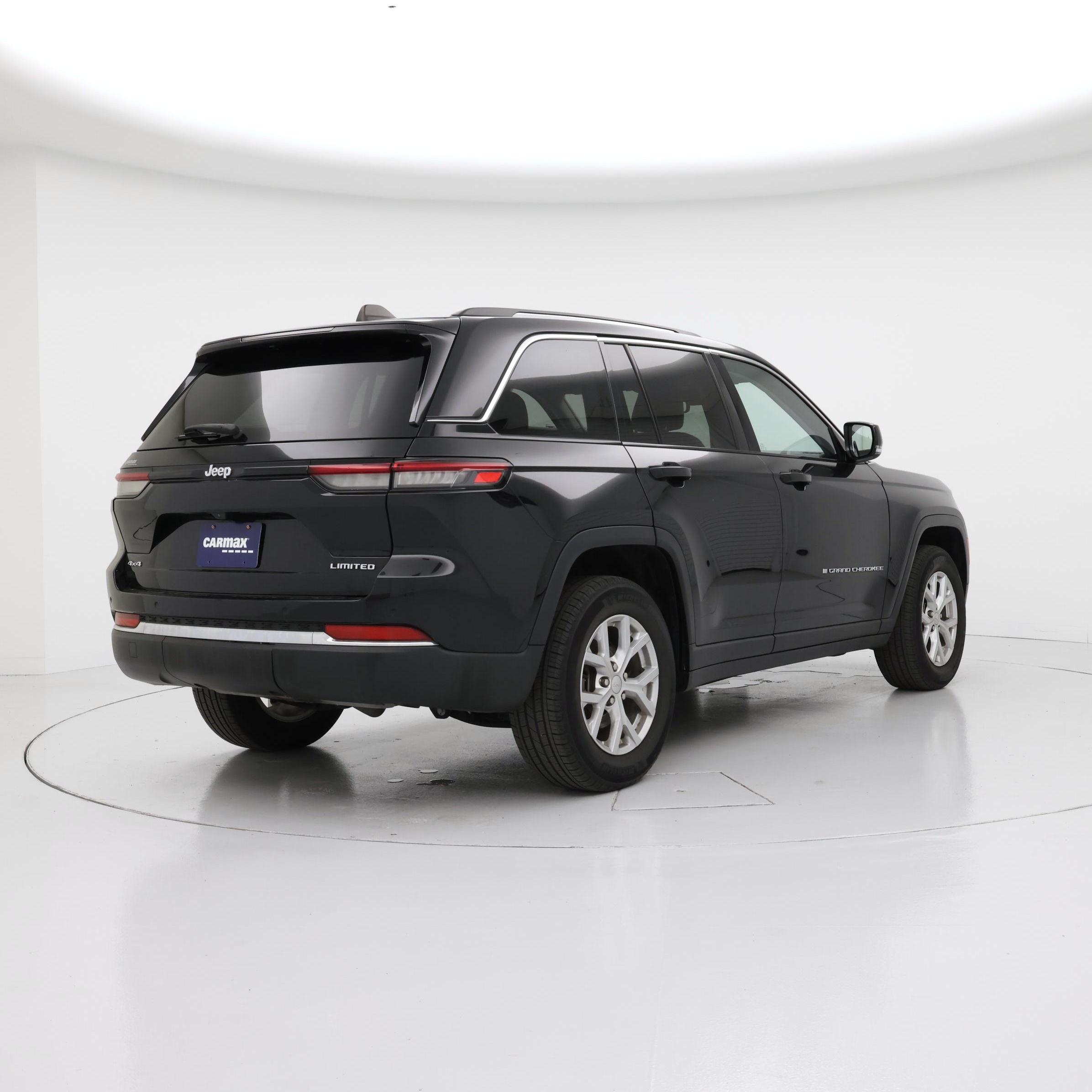 Thumbnail: 2023 Jeep Grand Cherokee - 8
