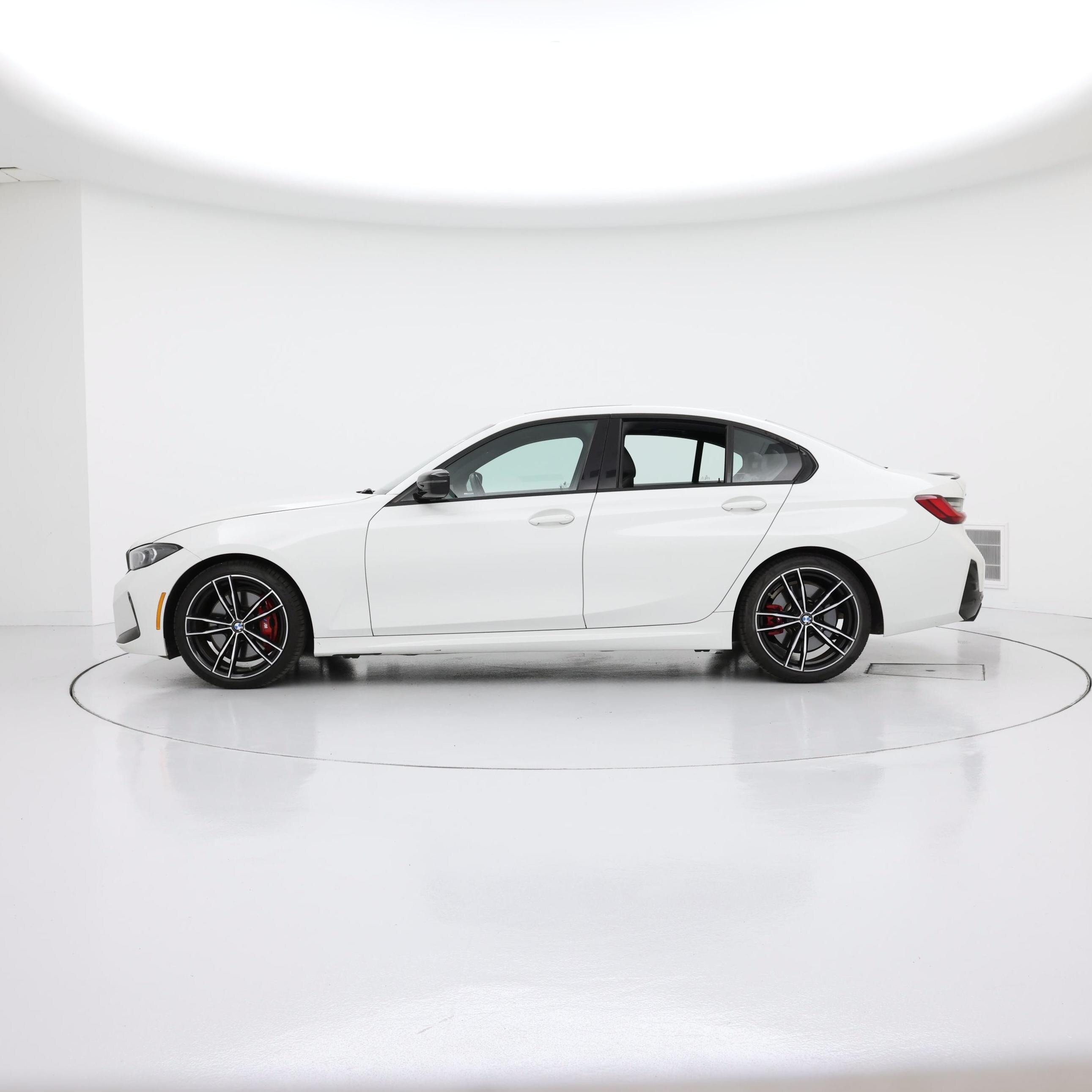 Thumbnail: 2023 BMW 3 Series - 3