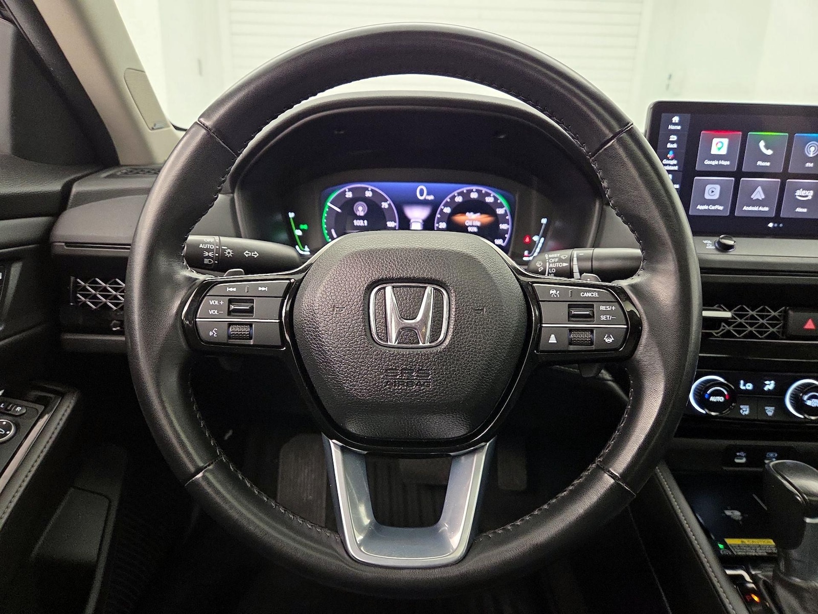 2023 Honda Accord Hybrid Touring - Photo 11