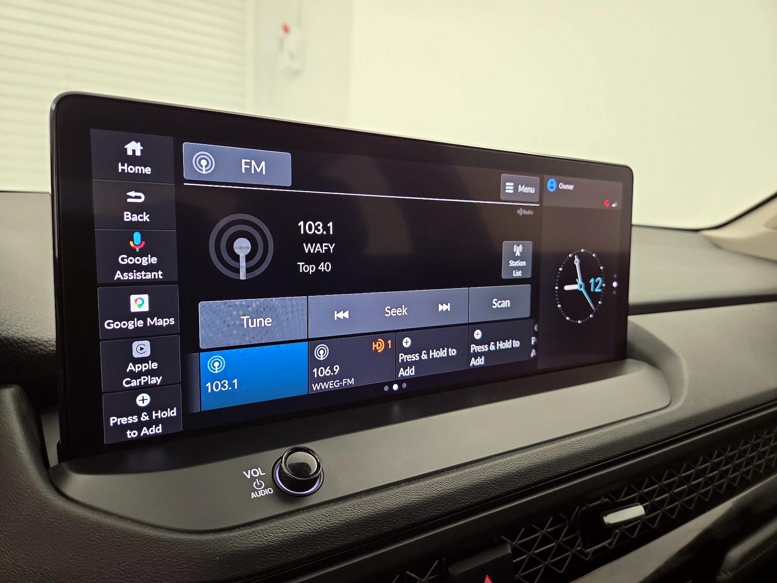 2023 Honda Accord Hybrid Touring - Photo 16