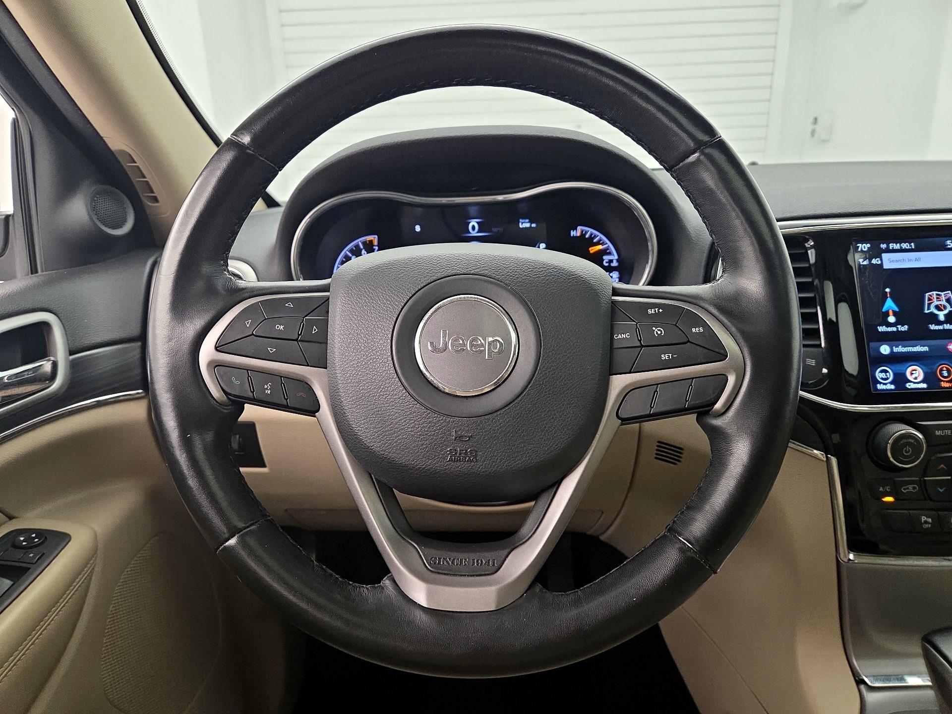 Thumbnail: 2020 Jeep Grand Cherokee - 10