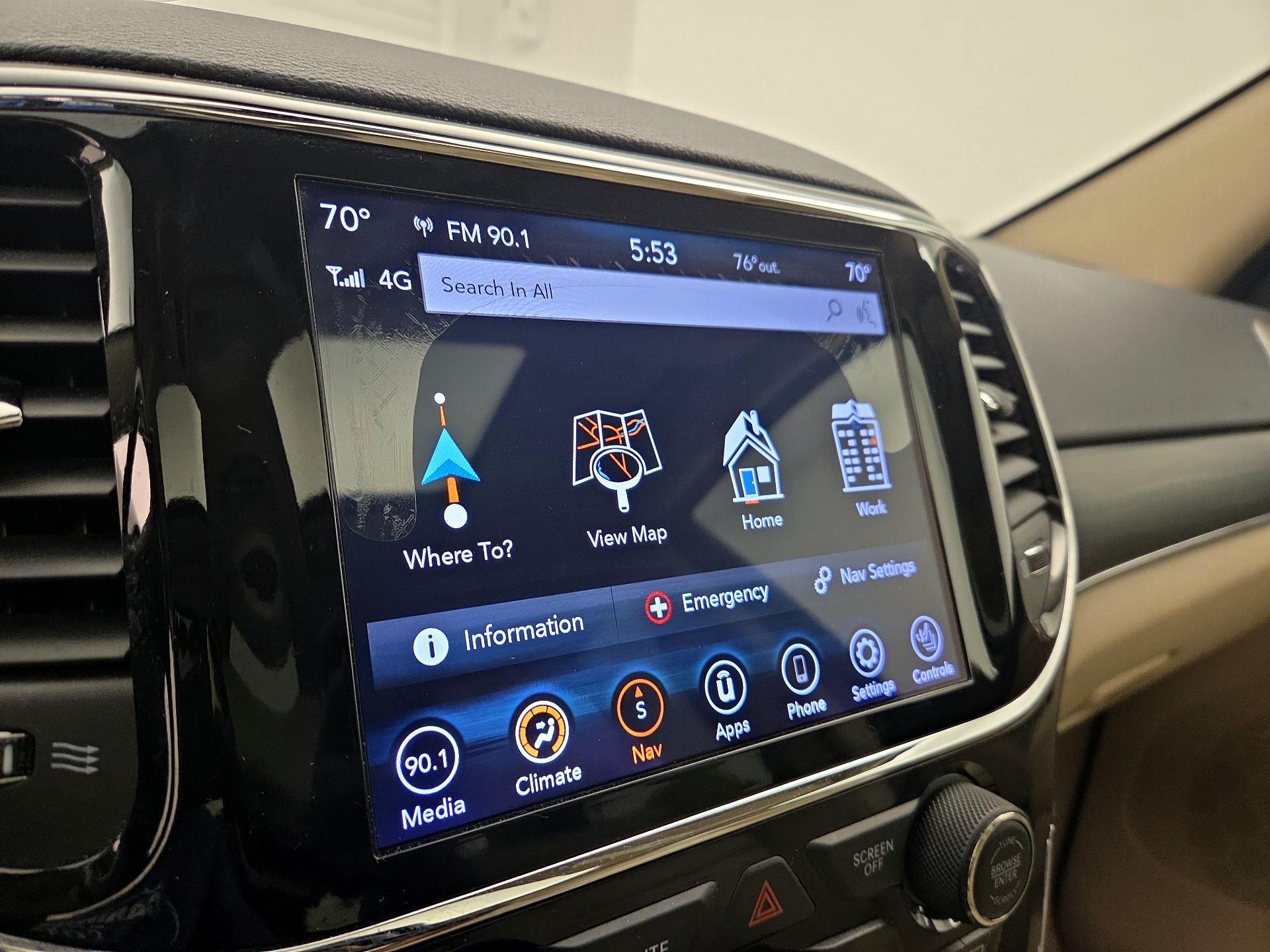 Thumbnail: 2020 Jeep Grand Cherokee - 14